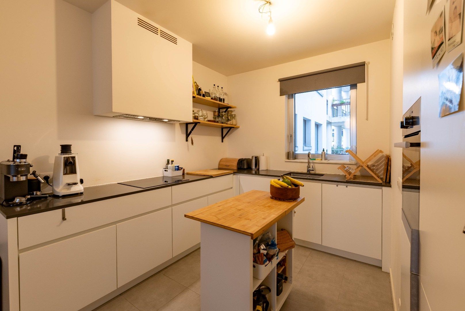 Luxueus afgewerkt nieuwbouwappartement met 2 slk en terras foto 5