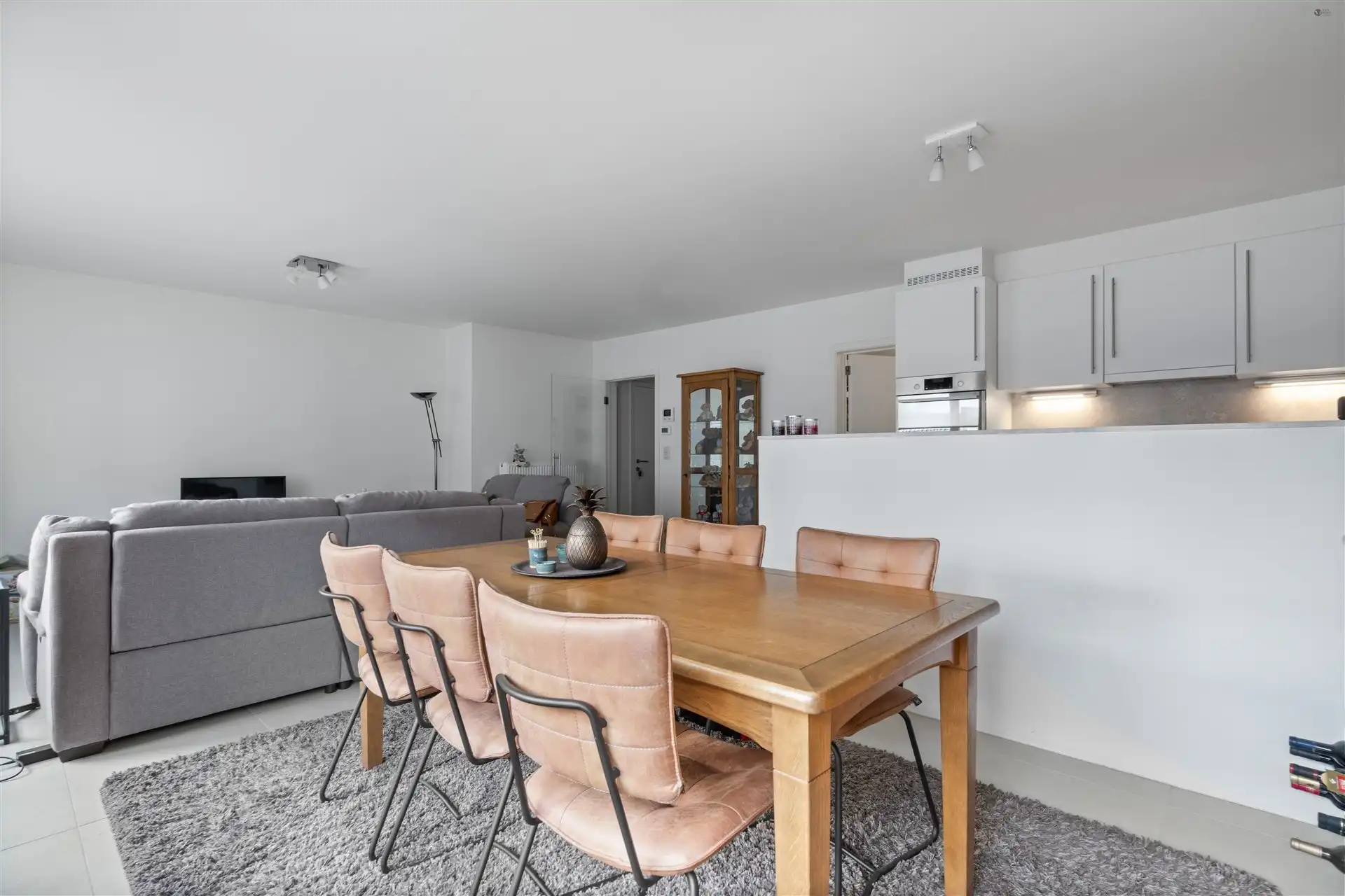 Top gelegen appartement te Stekene foto 8