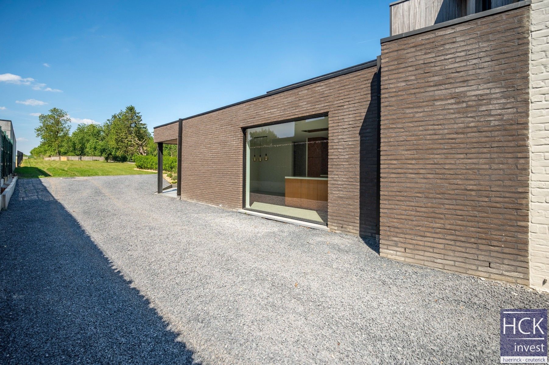 KRUISHOUTEM - Energiezuinige en instapklare woning op 1.305 m²! foto 3