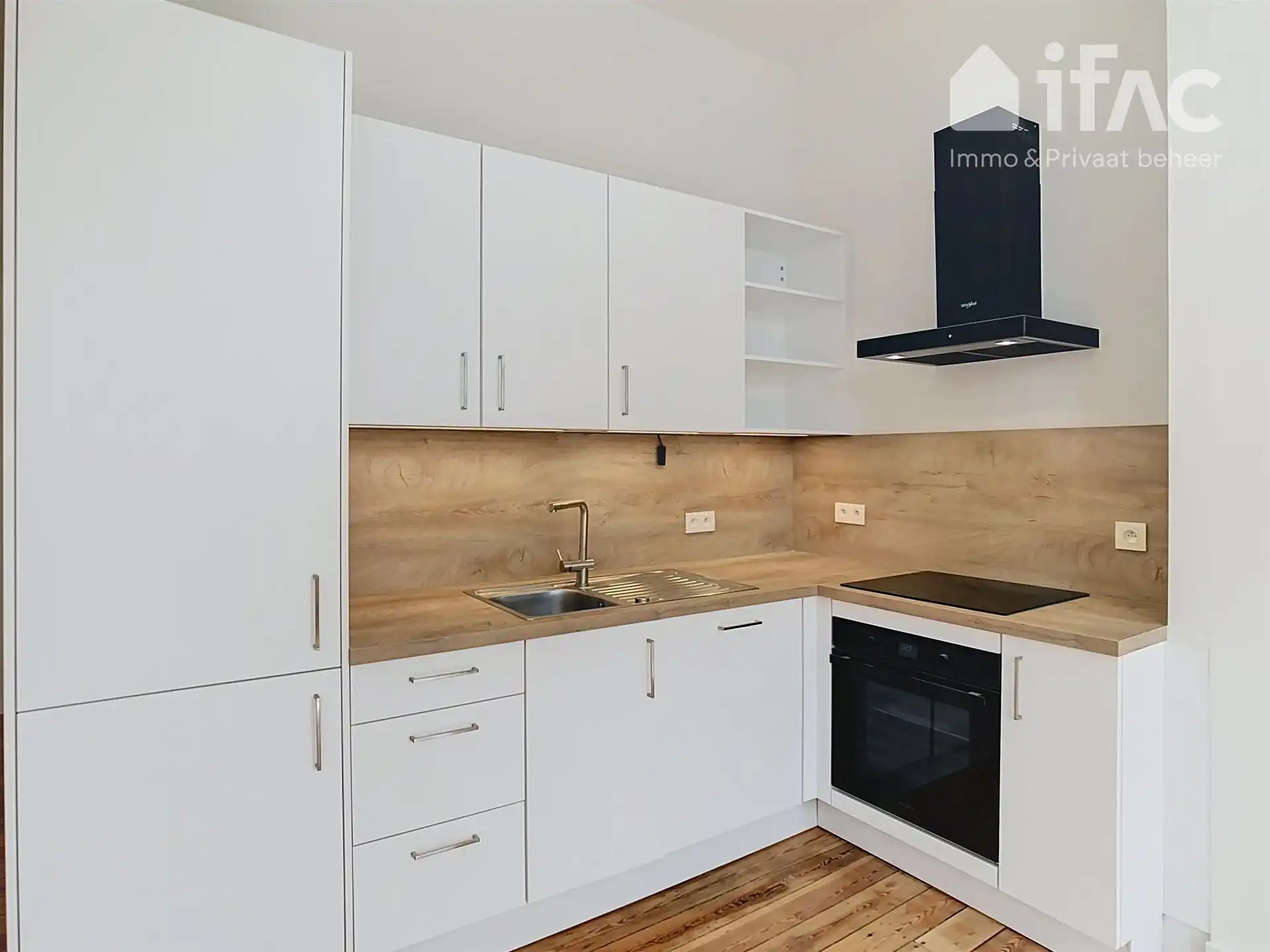 Charmant en volledig gerenoveerd appartement foto 3