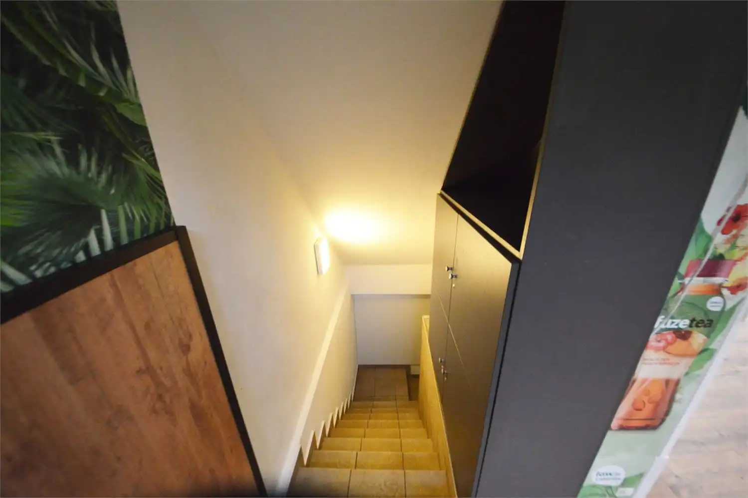 COMMERCIEEL GELIJKVLOERS MET VEEL PASSAGE foto 12