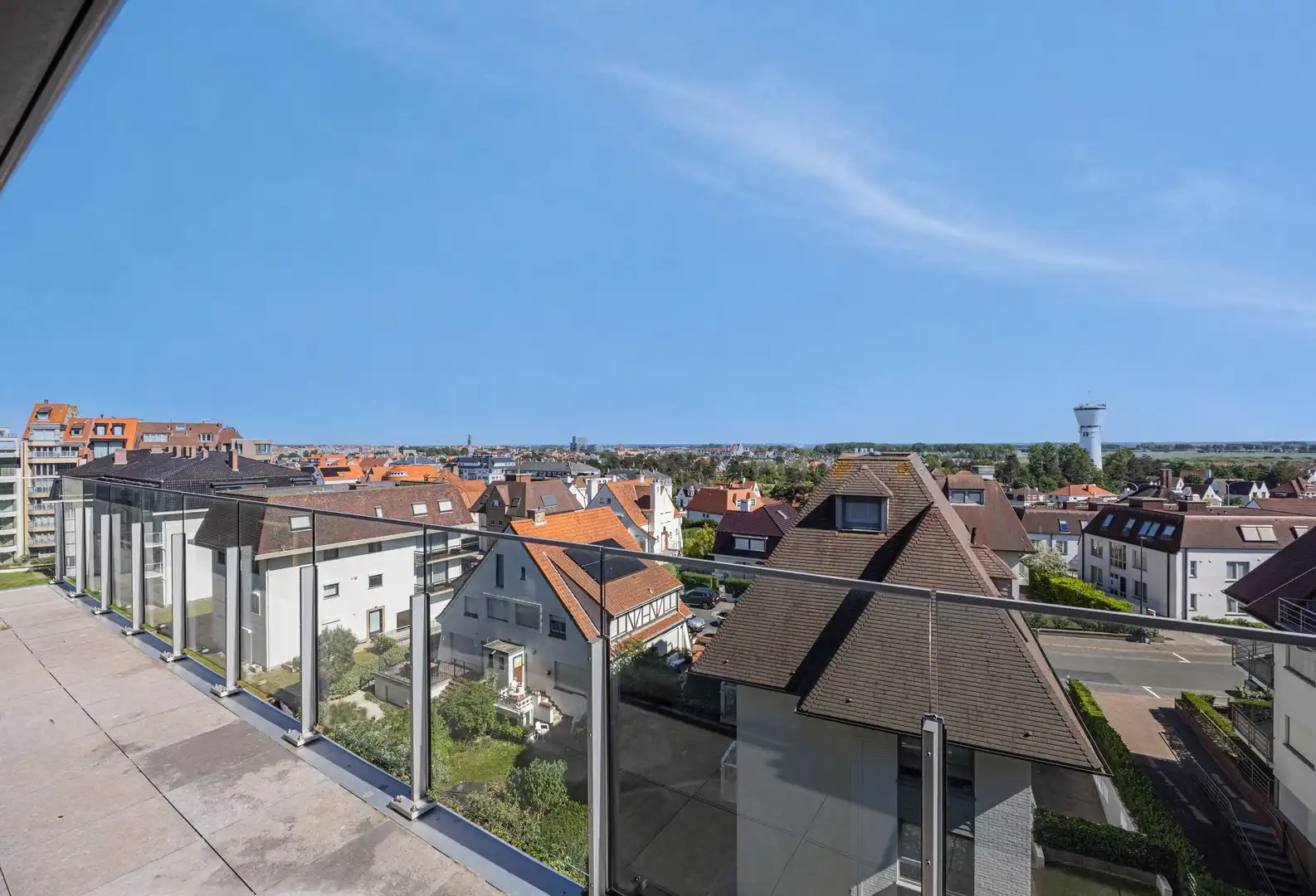 Exclusieve mezzanine met panoramisch frontaal zeezicht – Residentie Royal Navy foto 10