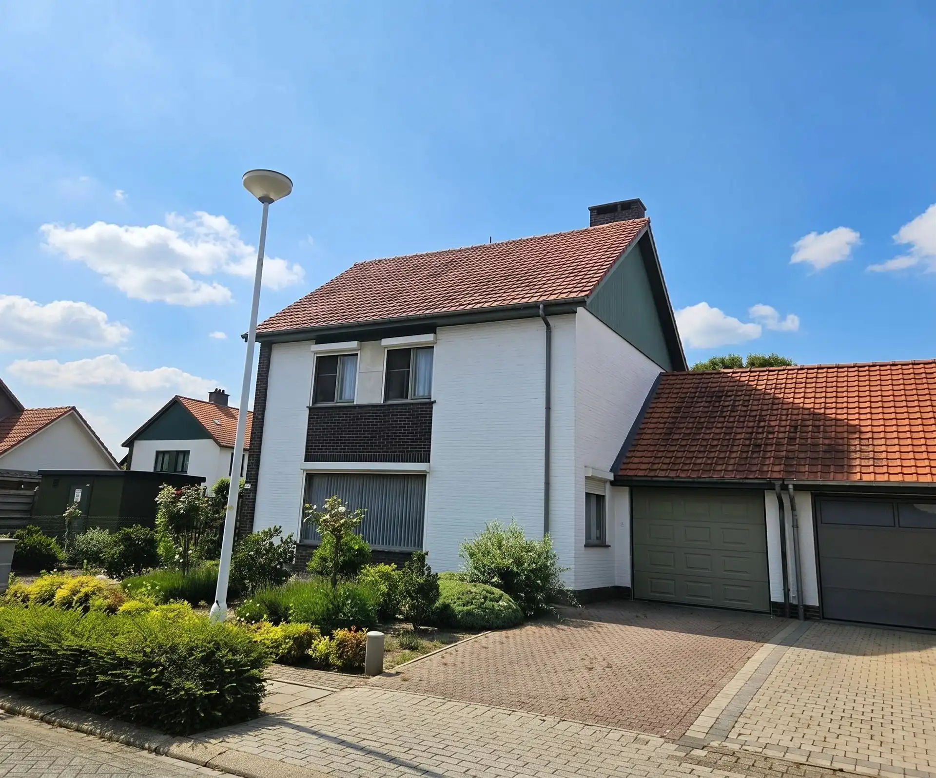 Zeer rustig gelegen woning met 3 slpk op een mooi perceel nabij de dorpskern van Hulshout foto 15