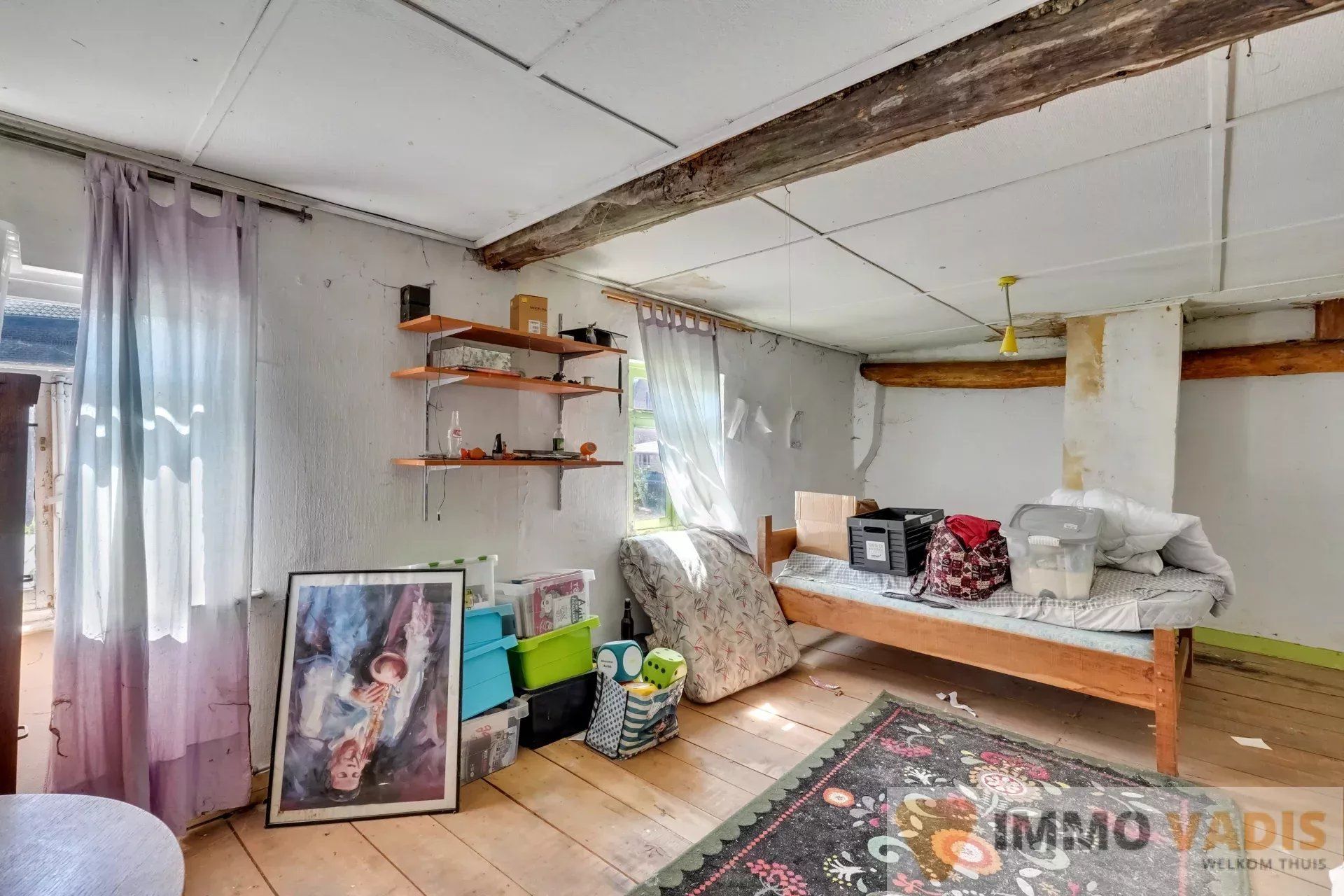 Te renoveren hoeve met binnenkoer en stallingen foto 7