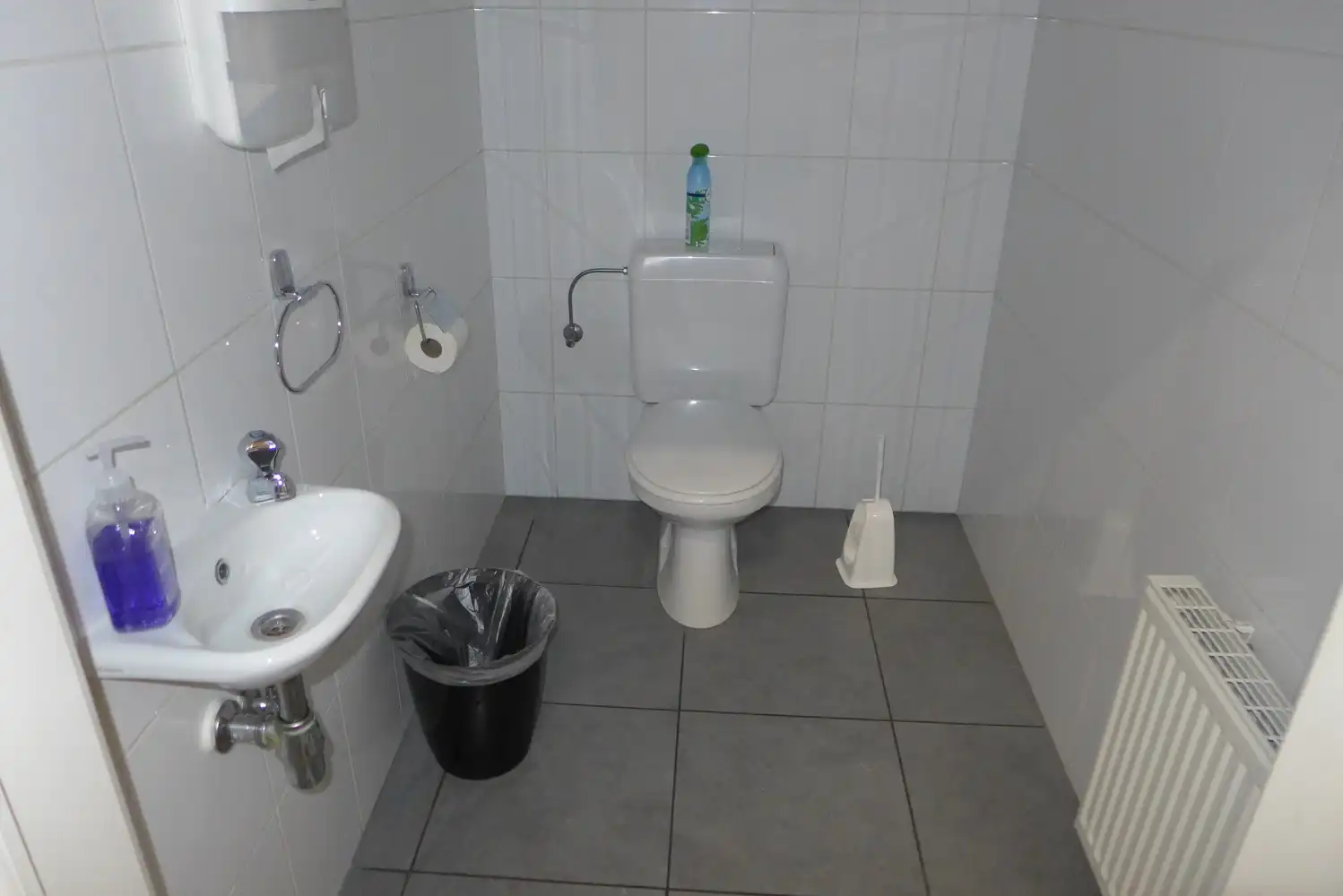 Bedrijfsgebouw +/- 1.397m² foto 23