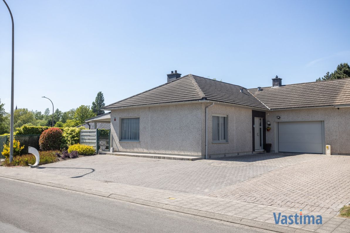 Bungalow in een oase van ruimte en rust in het hart van Ternat – ideaal voor gezinnen, kangoeroe wonen of vrij beroeper. foto 3