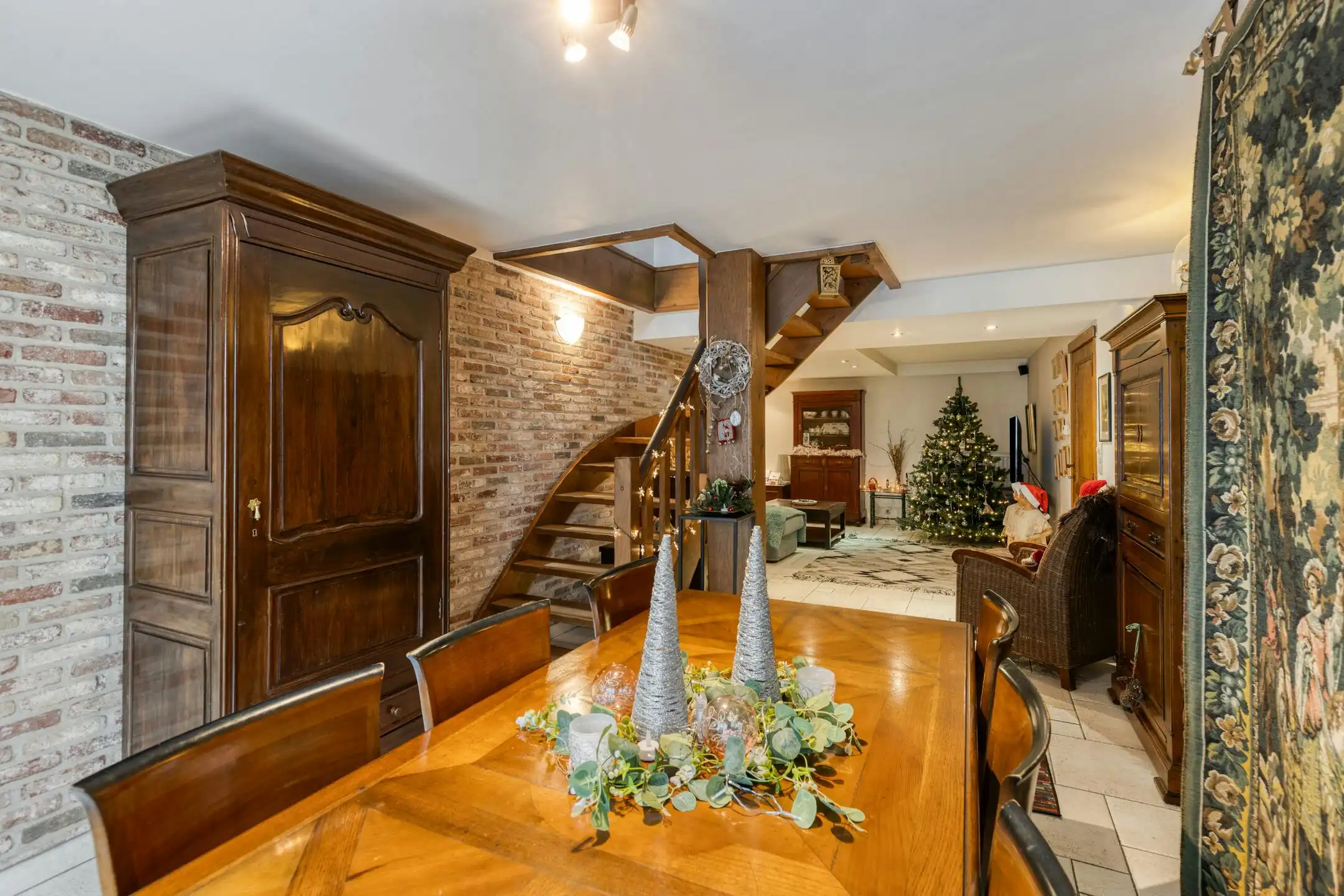 Woning met veel potentieel te koop in centrum Knokke foto 6