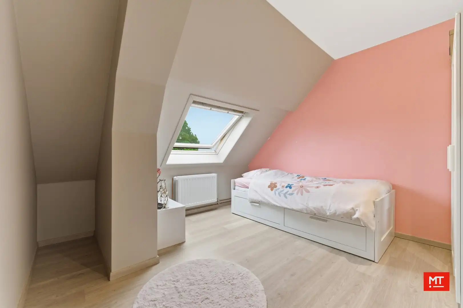 Centraal gelegen instapklare woning met 3 slaapkamers, zonnige tuin en praktijkruimte in Langemark foto 17