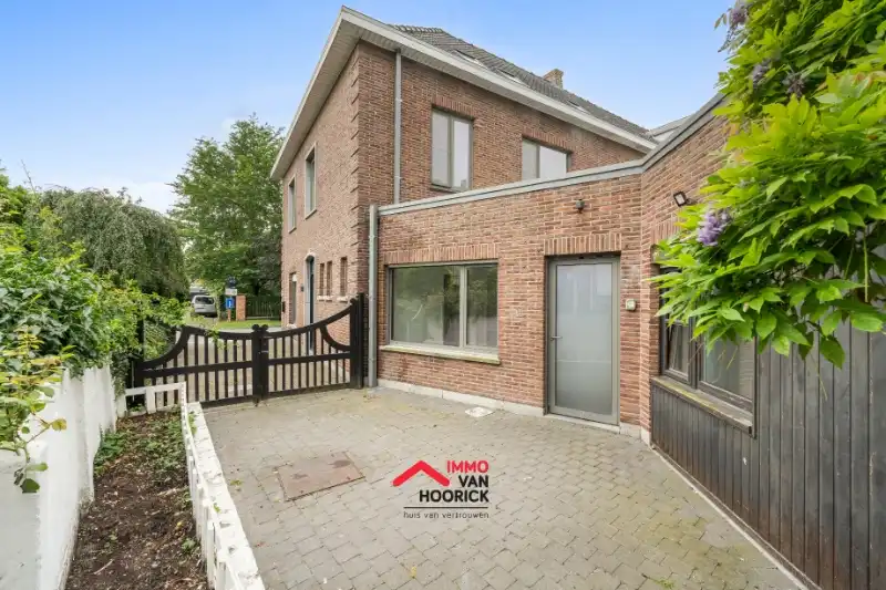 Karaktervolle woning HOB - 5 slpkmrs - centrum Sinaai foto 2