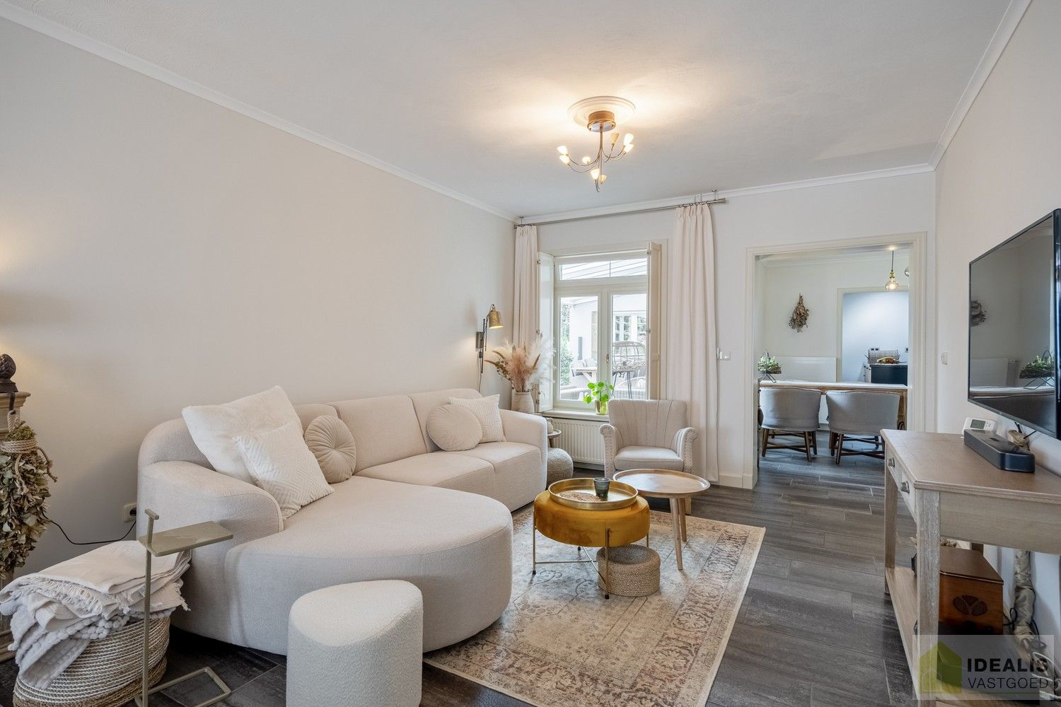 IDEALIS VASTGOED – Prachtige, stijlvolle woning mét B&B-gedeelte, van maar liefst +-315m² foto 19