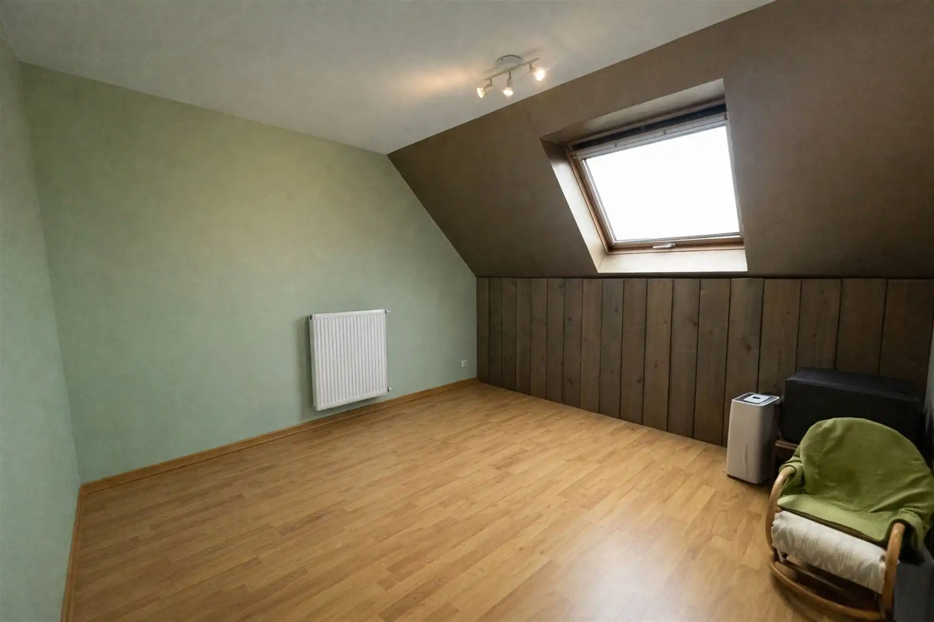 Ruim dakappartement met 2 slpk en terras in Mechelen foto 4