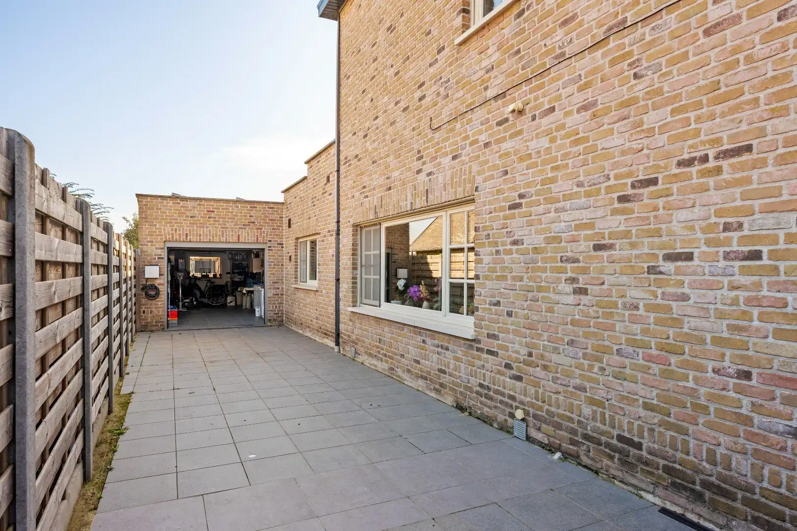 Instapklare halfopen woning met 3 slaapkamers, garage, tuin en mancave in Mesen foto 29