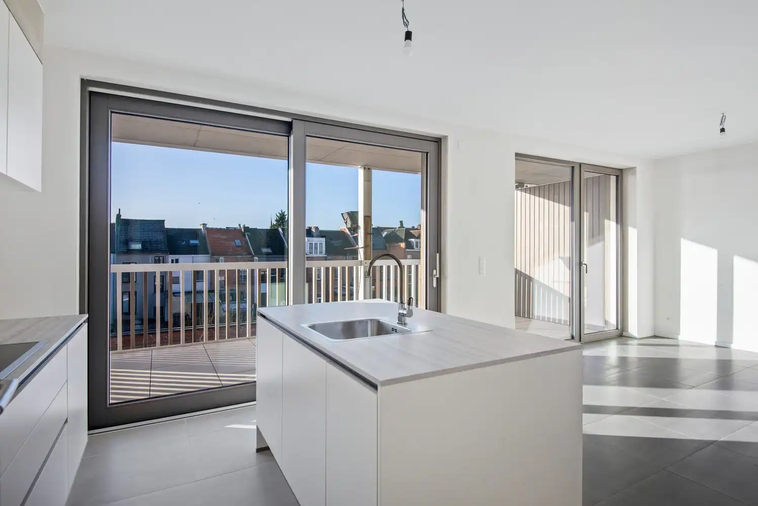 Ruim 1-slaapkamerappartement met groot terras op de derde verdieping – De Lesselier foto 4