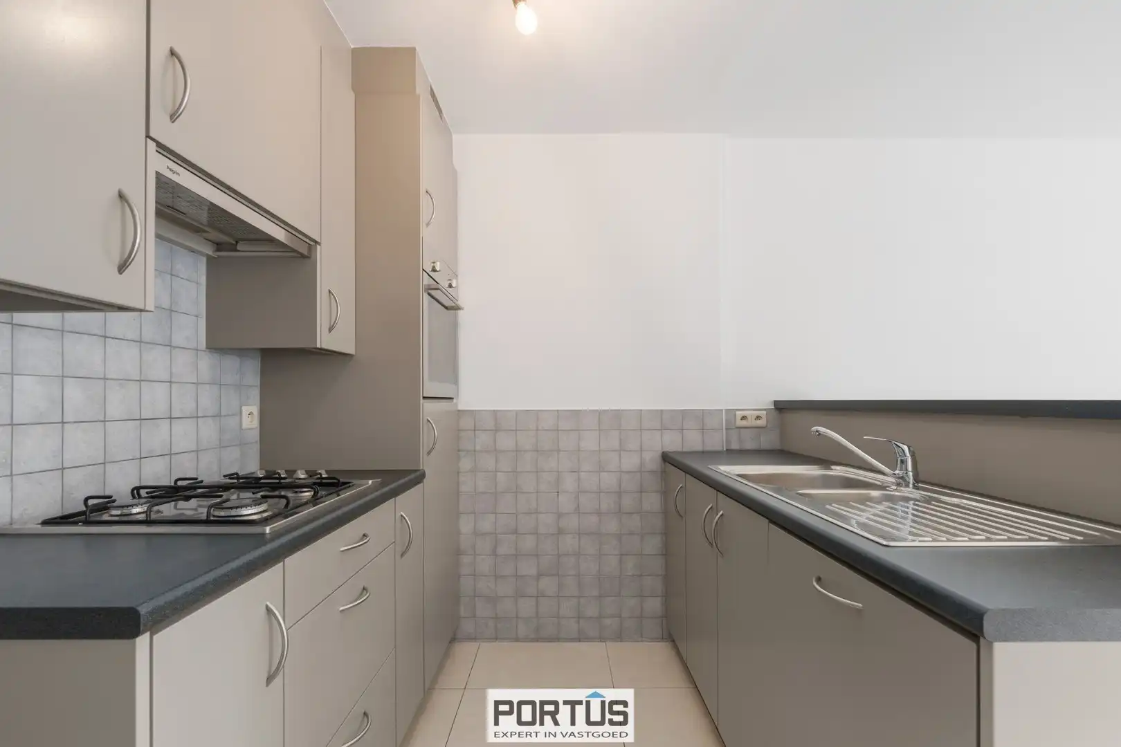 Appartement met twee slaapkamers te koop centrum Lombardsiijde foto 4