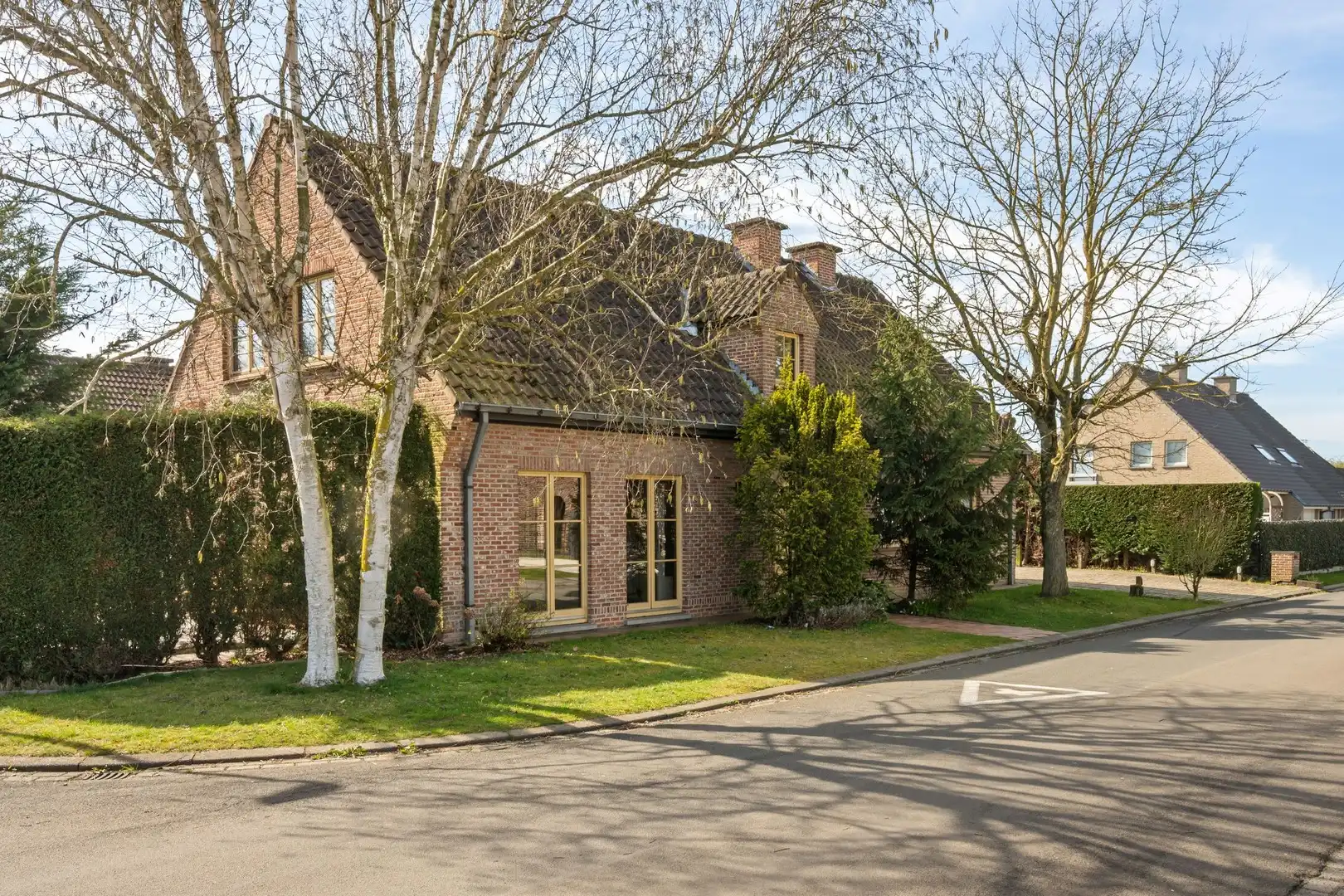 Hoofdfoto van de publicatie: Te renoveren villa in de verkaveling van de Maagdenput met heel veel potentieel om er een prachtige thuis van te maken eventueel in combinatie met een zelfstandige activiteit