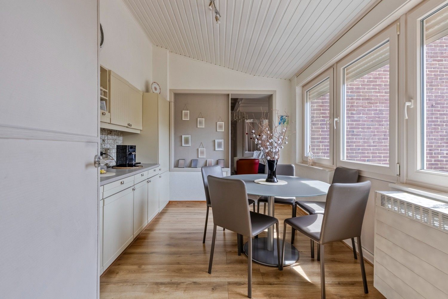 Gezinswoning met drie slaapkamers en veel potentieel in het landelijke Uikhoven (Maasmechelen) foto 13