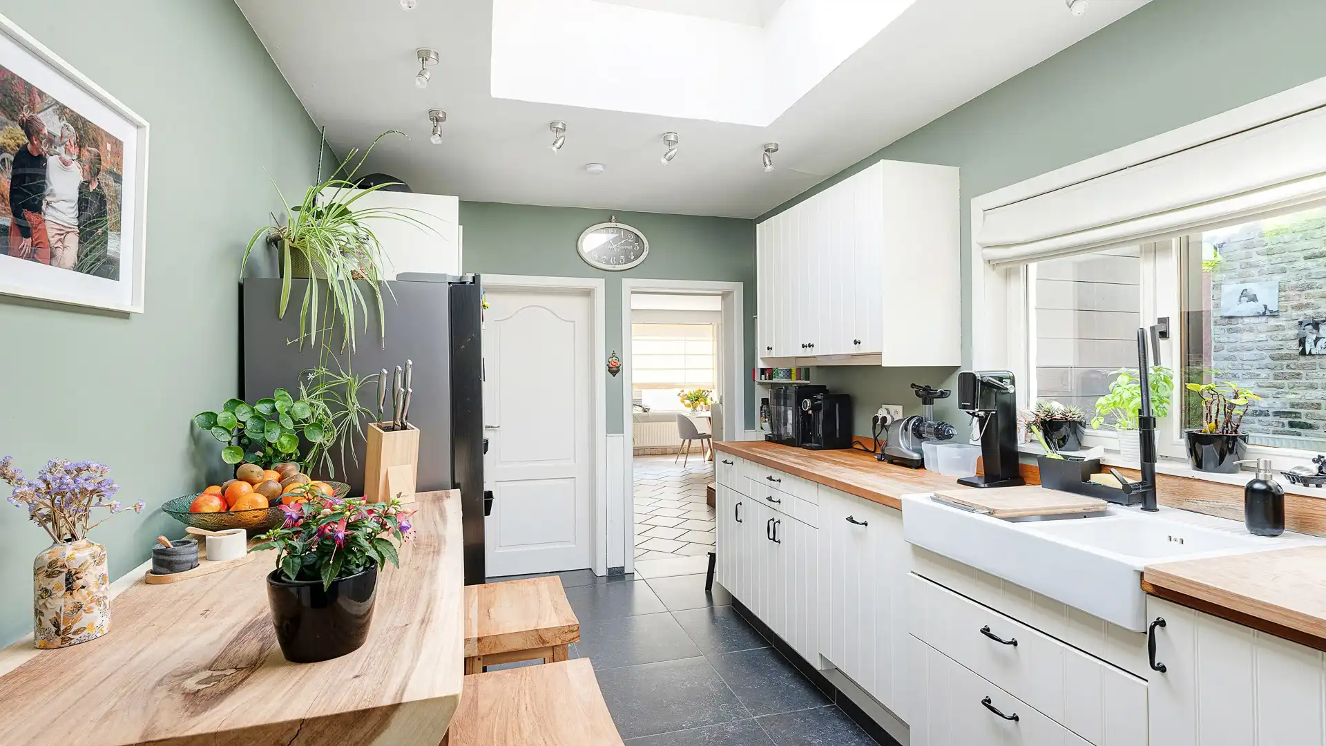 Ruim wonen met tuin en uitweg nabij het strand foto 12