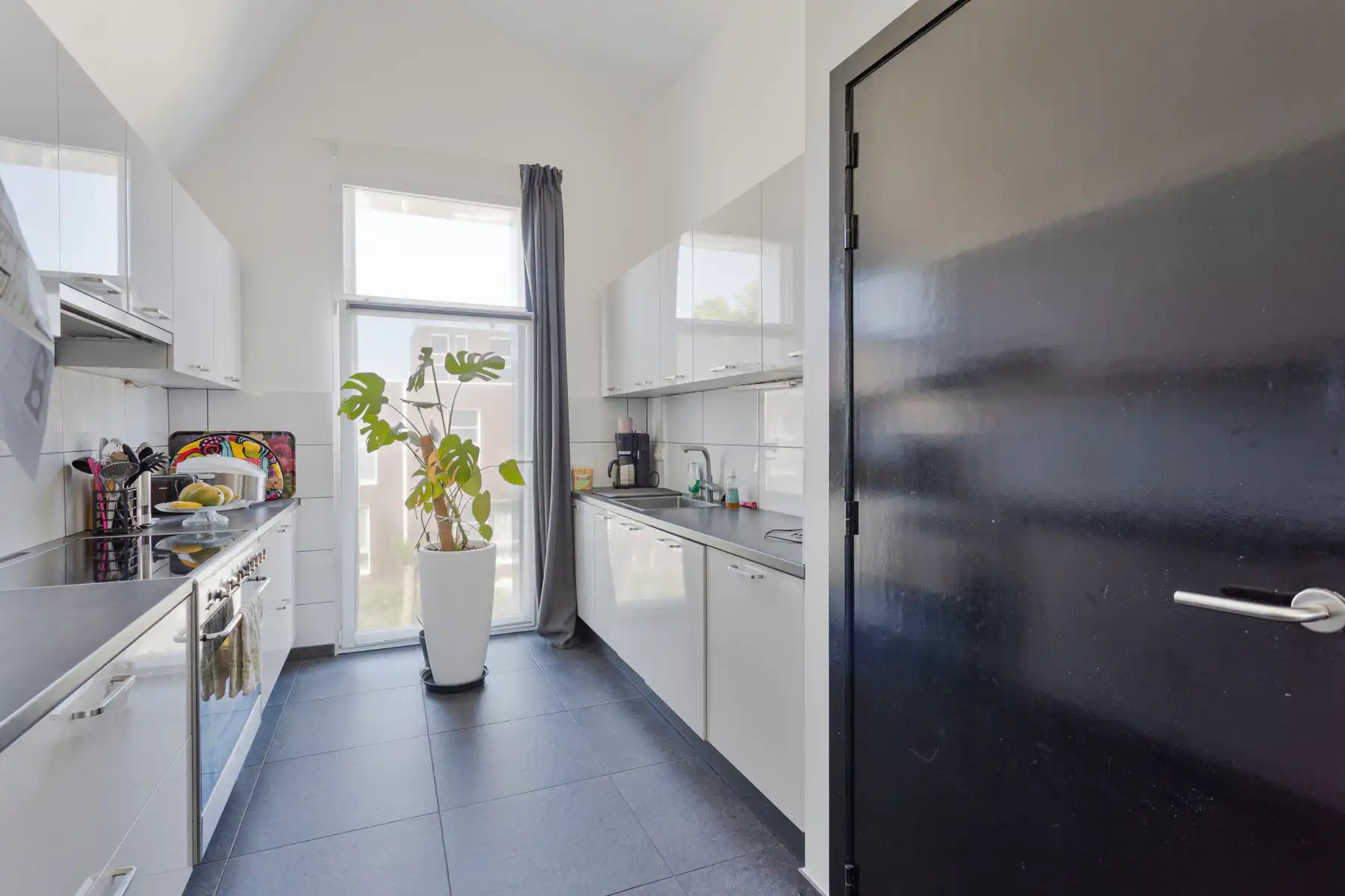 Leuke stapelwoning met tuin in innovatieve, kalme wijk foto 6