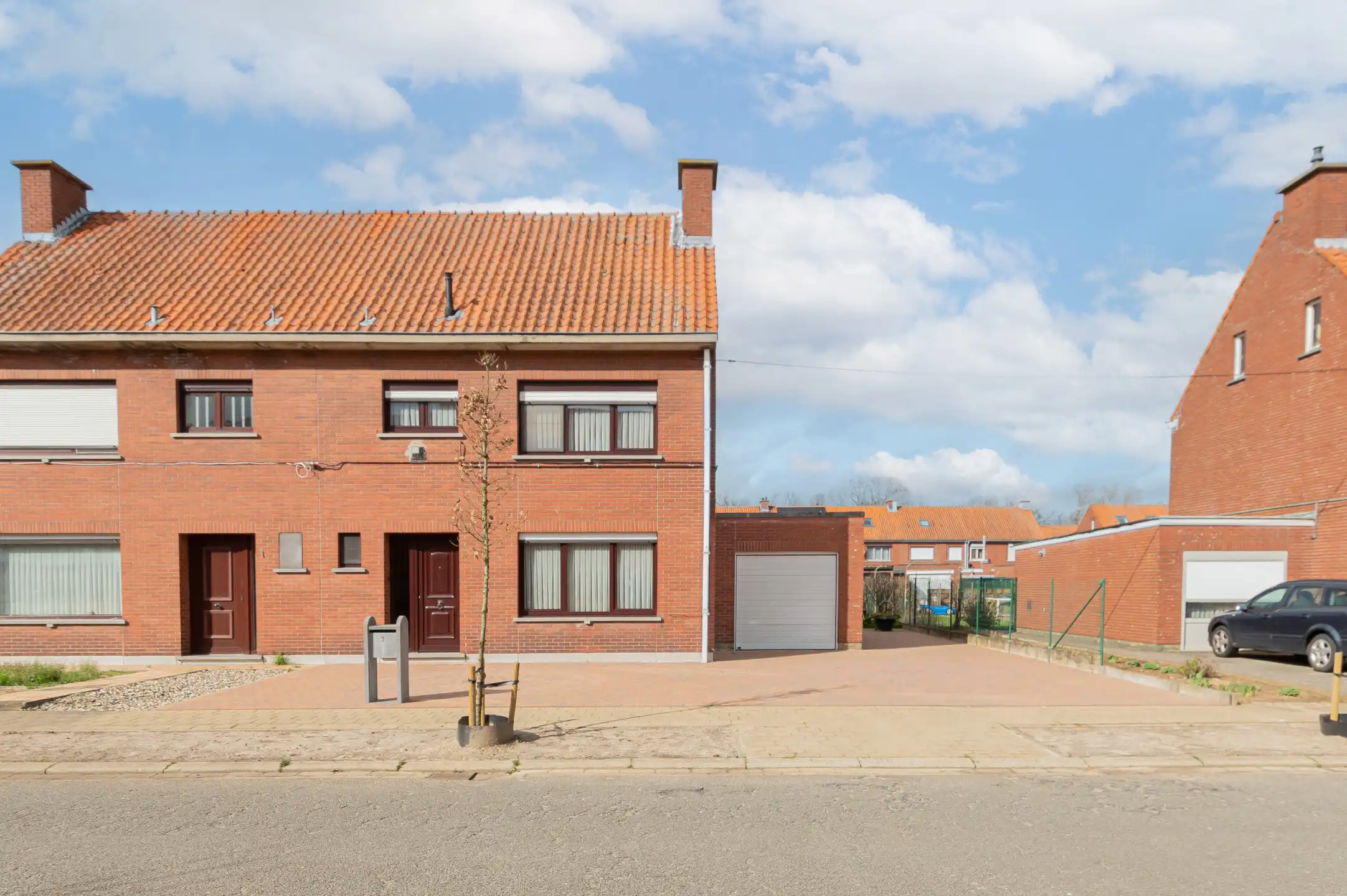Op te frissen HOB met tuin en garage in Blaasveld foto 2