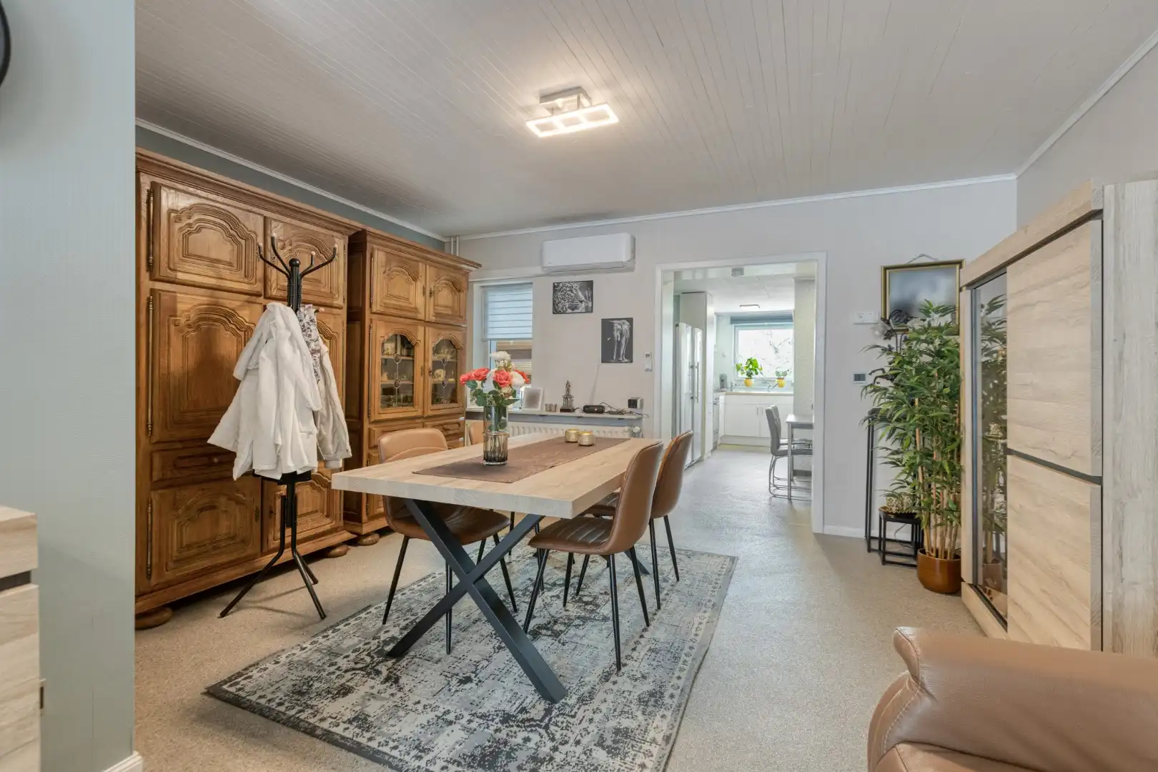 Gerenoveerde woning met zonnige tuin - energielabel C foto 7