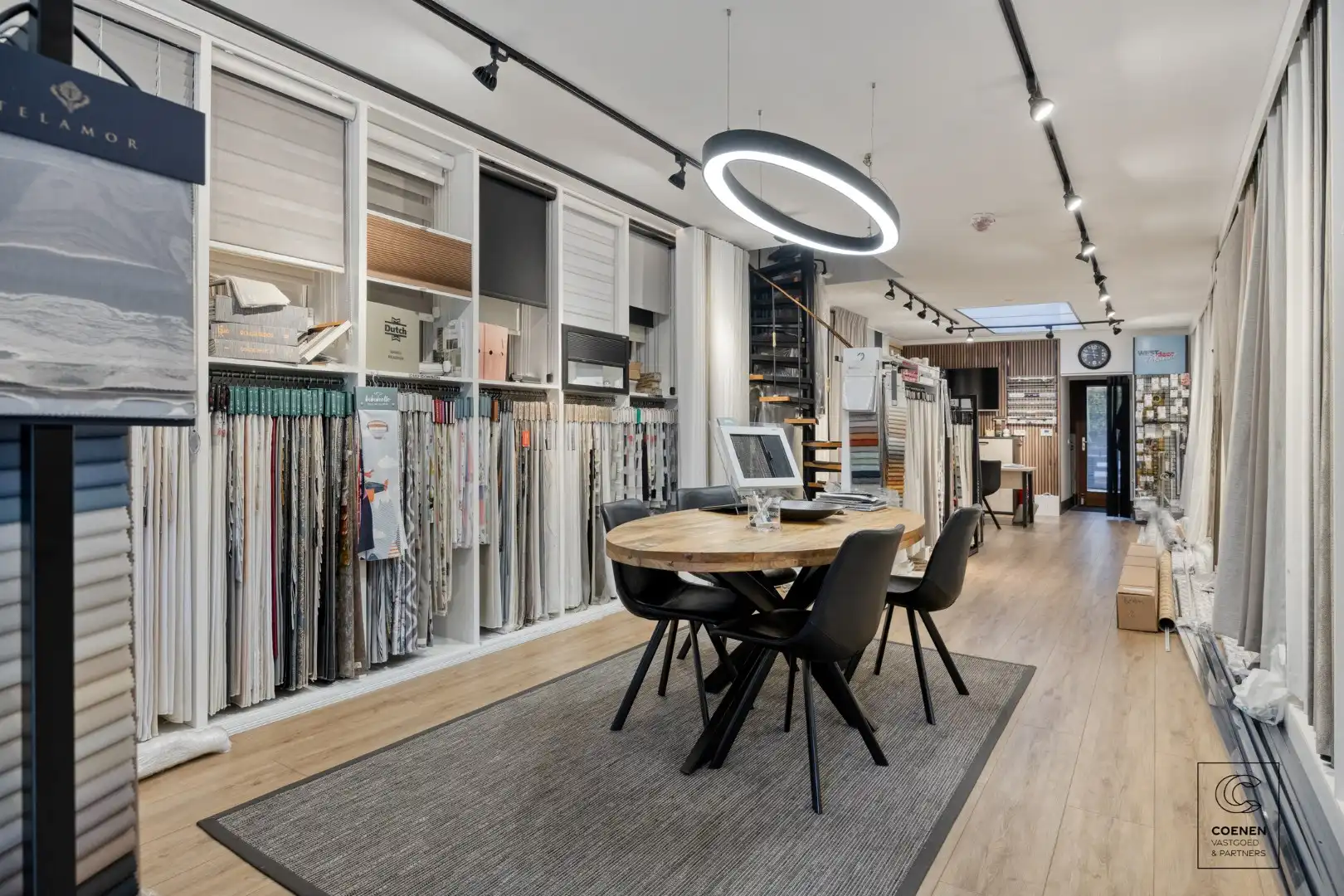 Handelspand met potentieel voor woongelegenheid op toplocatie te Deurne! foto 2