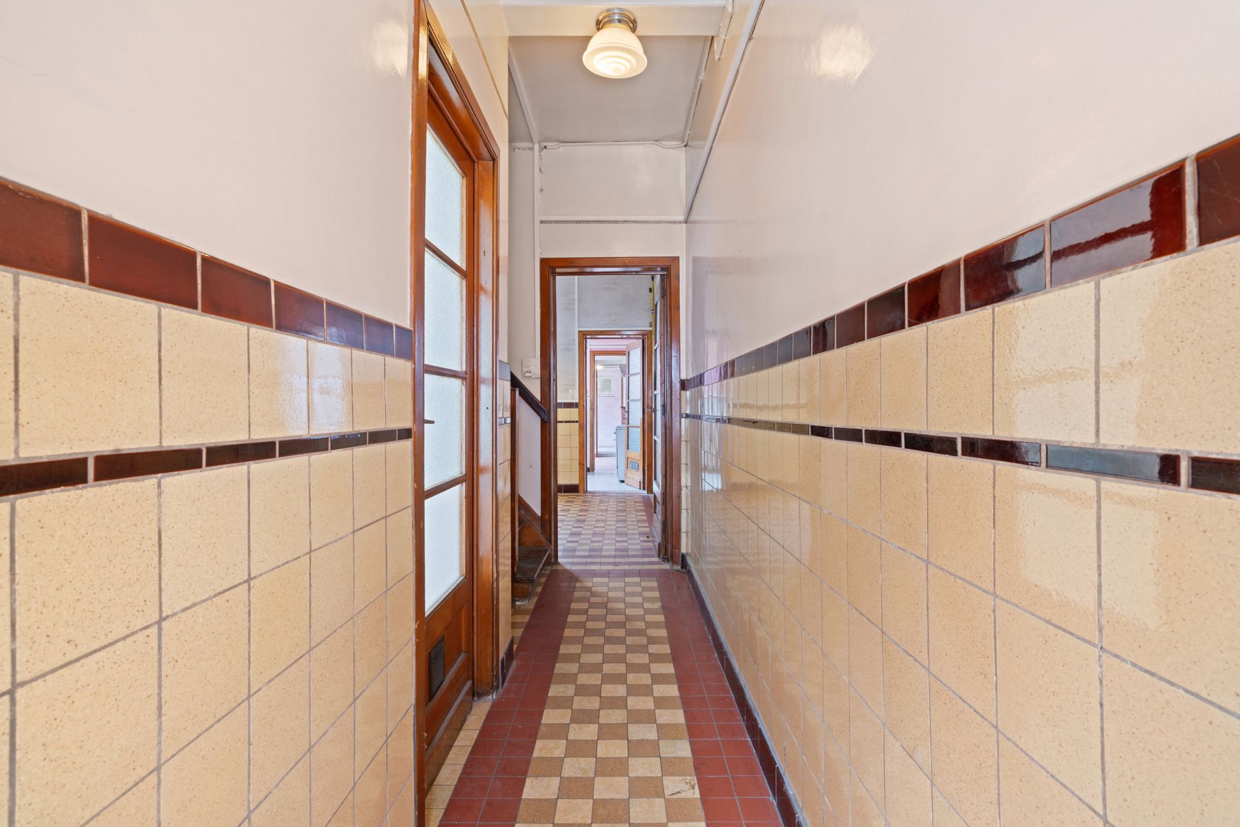Te renoveren woning met tuin in Gentbrugge foto 3