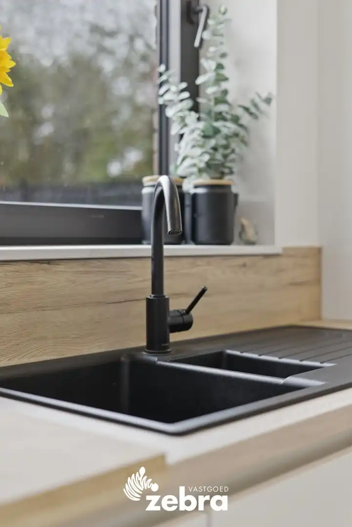 Recente moderne woning (2024) met 4 slaapkamers en tuin in Tielt! foto 12