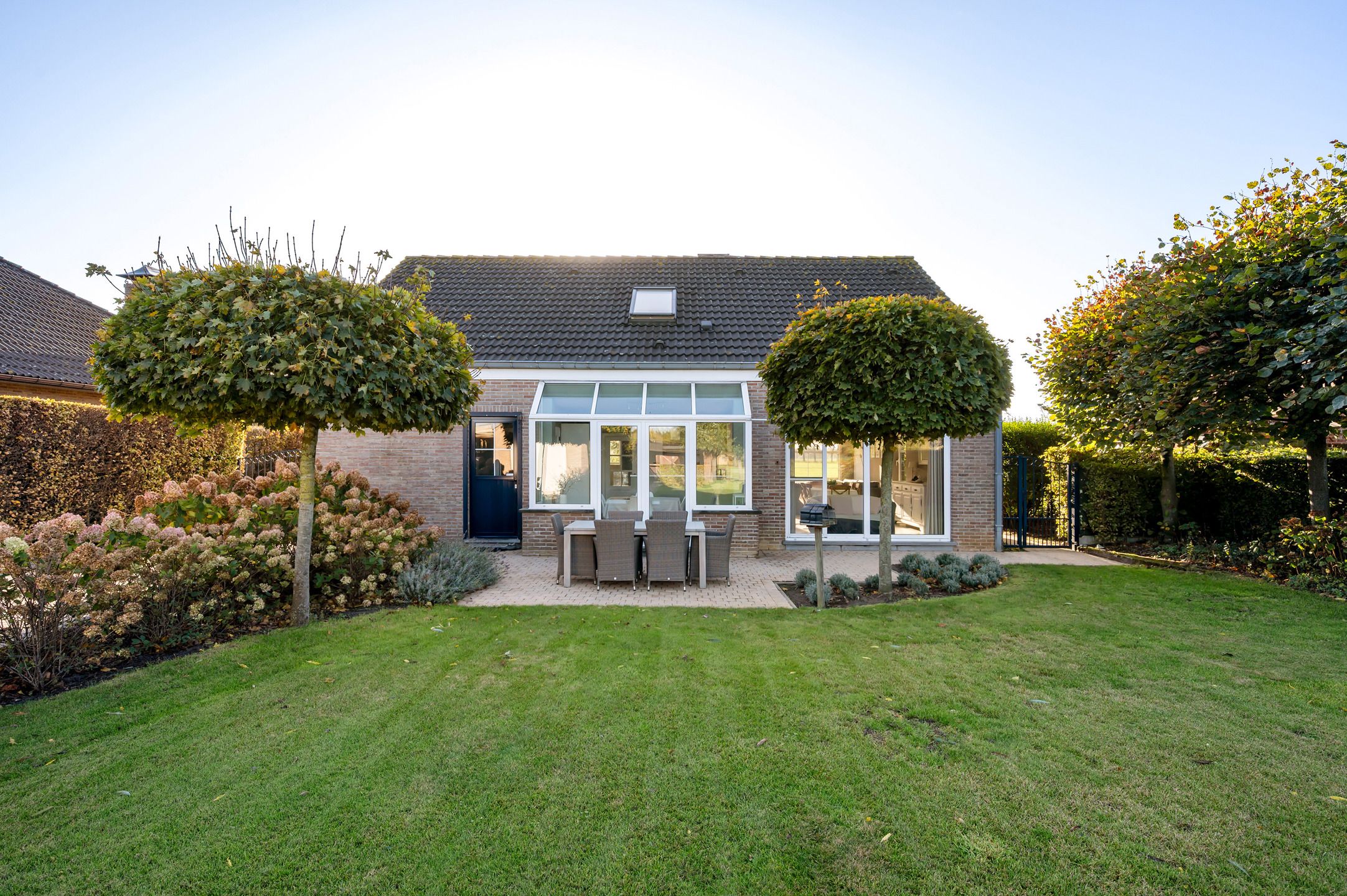 Instapklare villa op perceel van Ca. 4.010 m²! foto 28