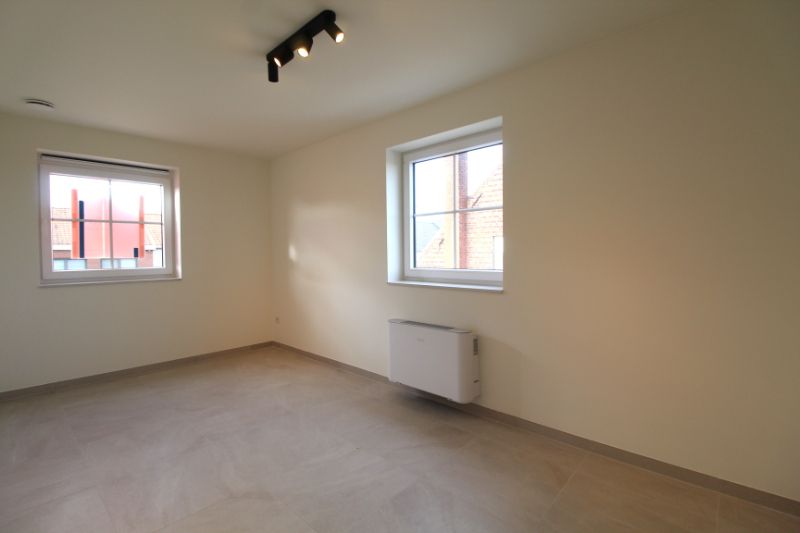 Nieuwbouwwoning te huur in Zonnebeke foto 9