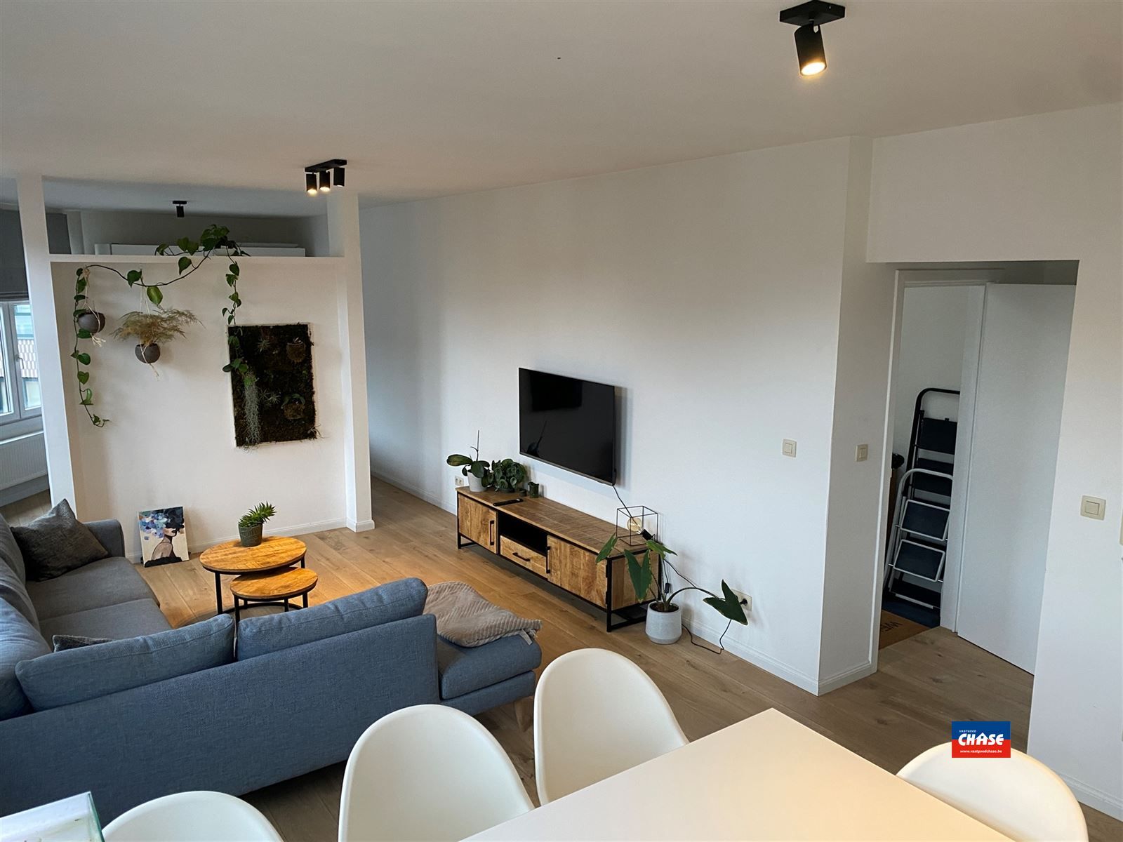 Gemeubeld appartement met 1 slaapkamer foto 5