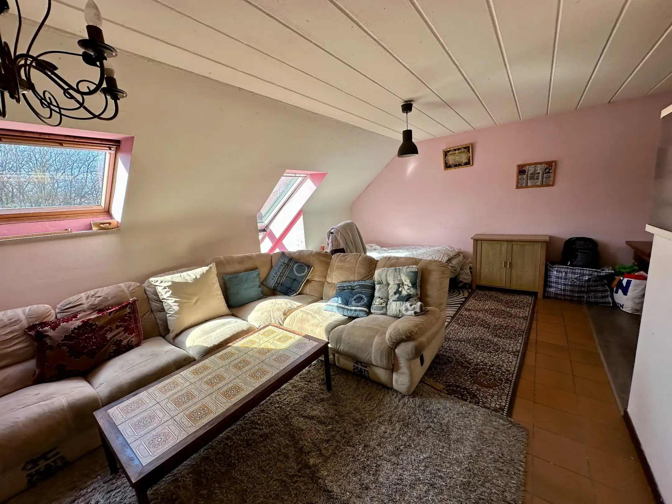 Ruim rooftop appartement met potentieel in Genk  foto 2