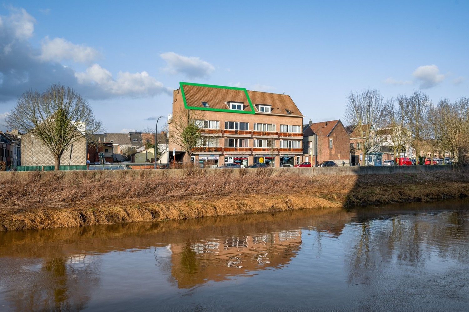 Duplex nabij centrum en de vesten te Lier foto {{pictureIndex}}