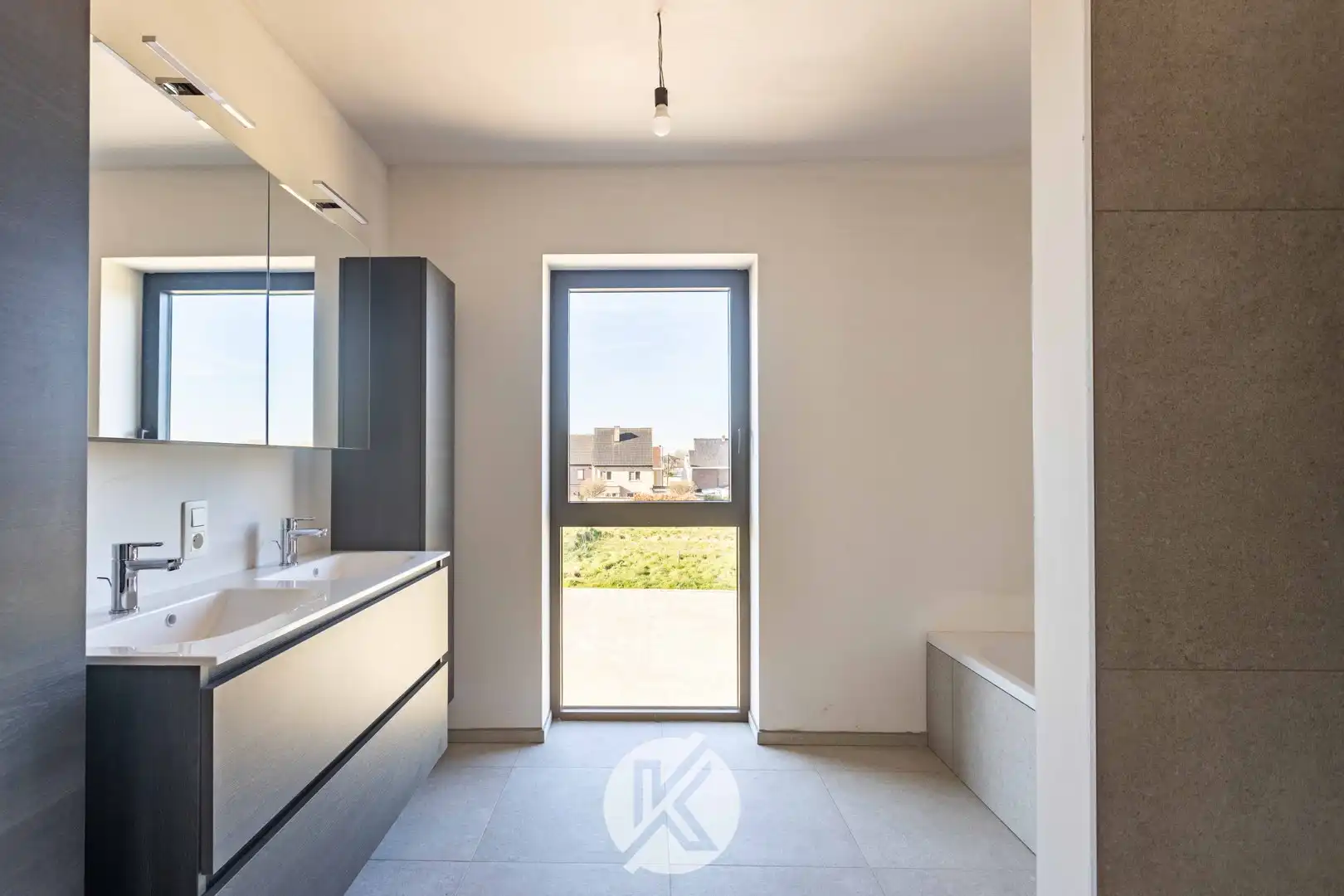 Nieuwbouwwoning op gunstige ligging foto 16