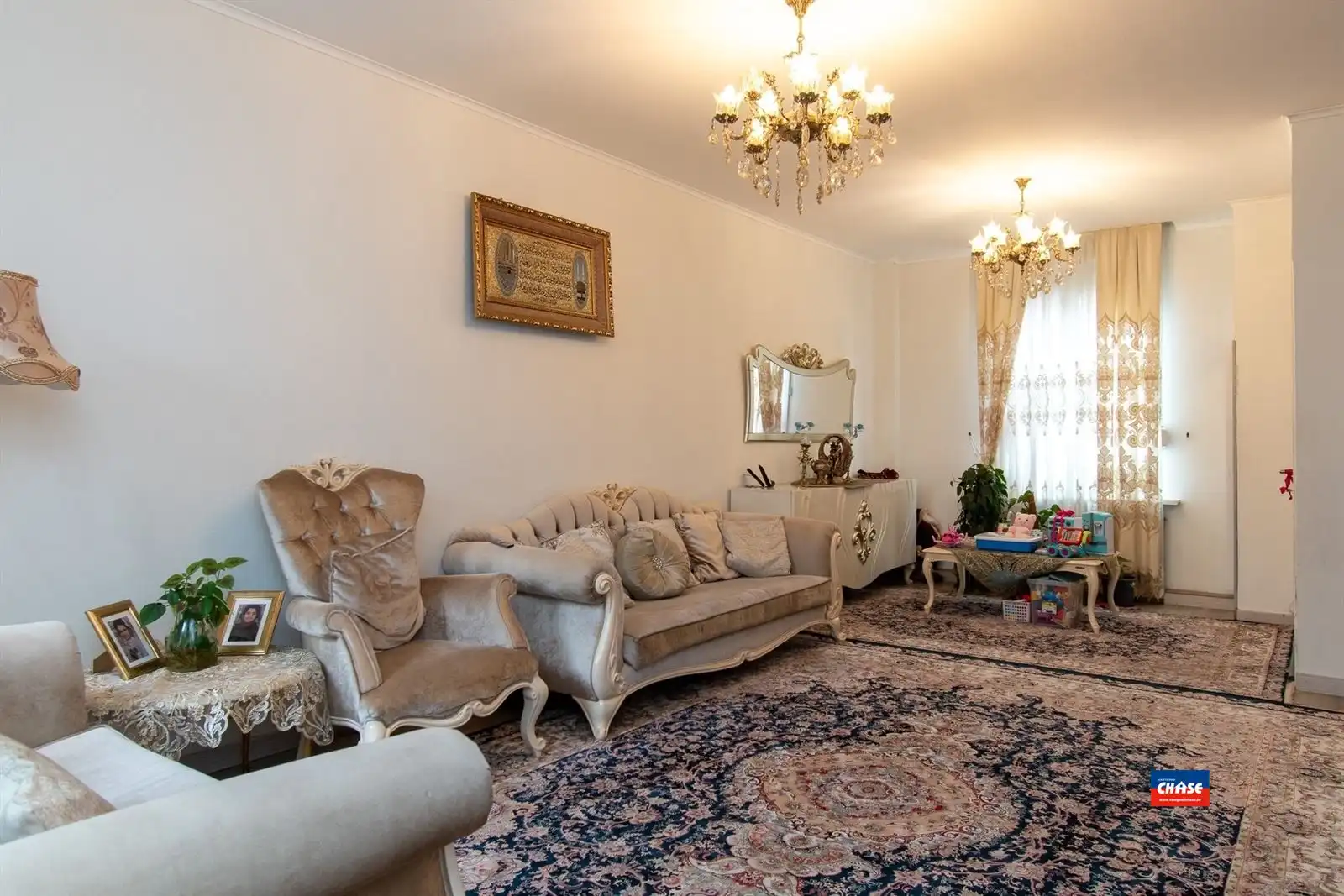 Gerenoveerde woning met 4 slpks + bureau en tuintje foto 3