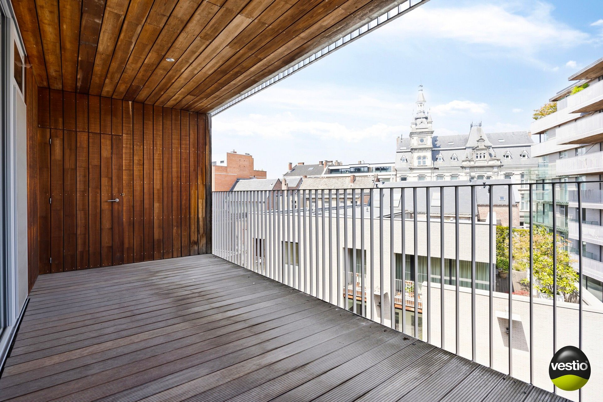 Smaakvol, kwalitatief afgewerkt 2 slaapkamer appartement met 2 terrassen. foto 7