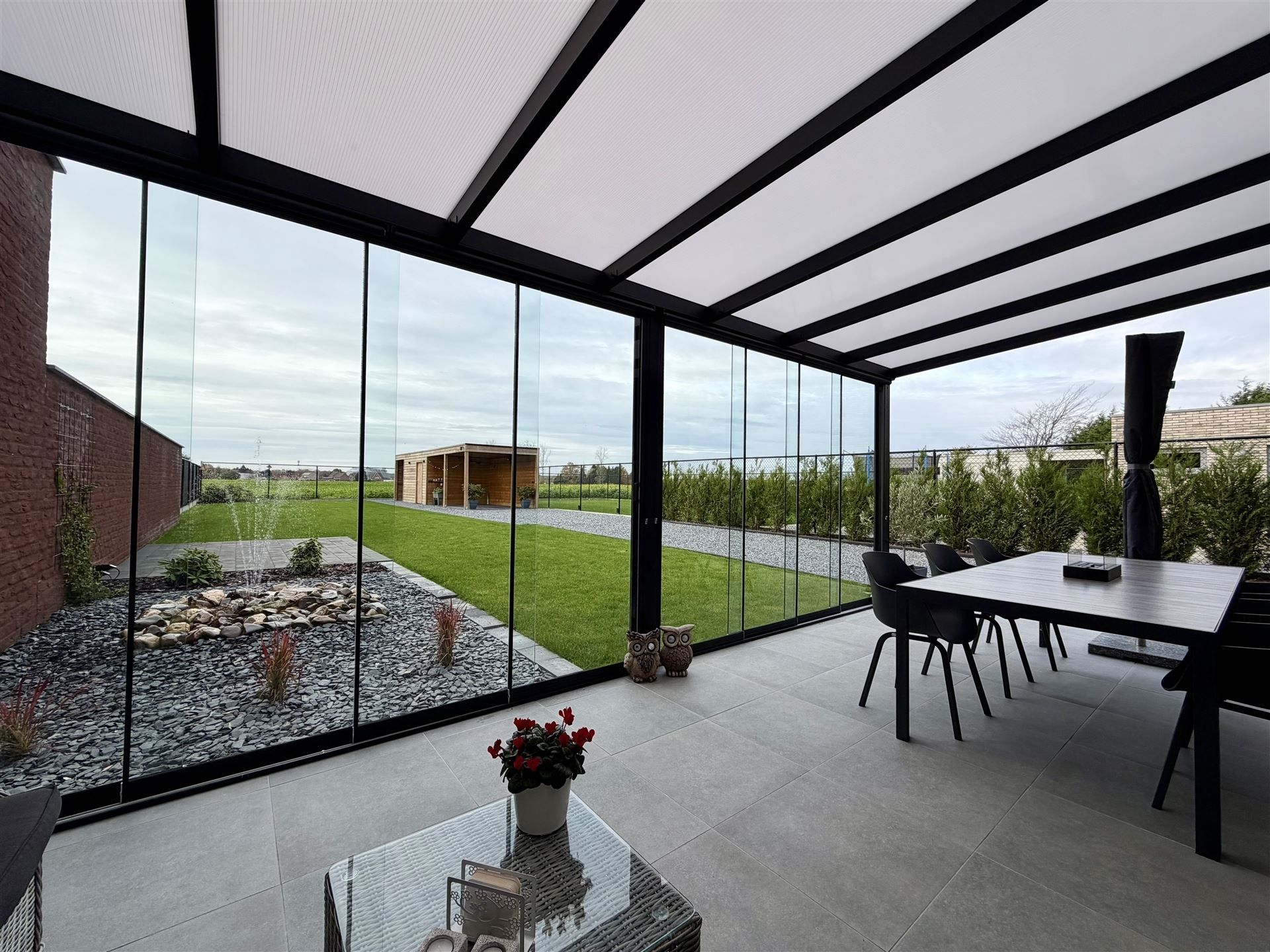 Hoogwaardig afgewerkte nieuwbouwwoning! foto 4