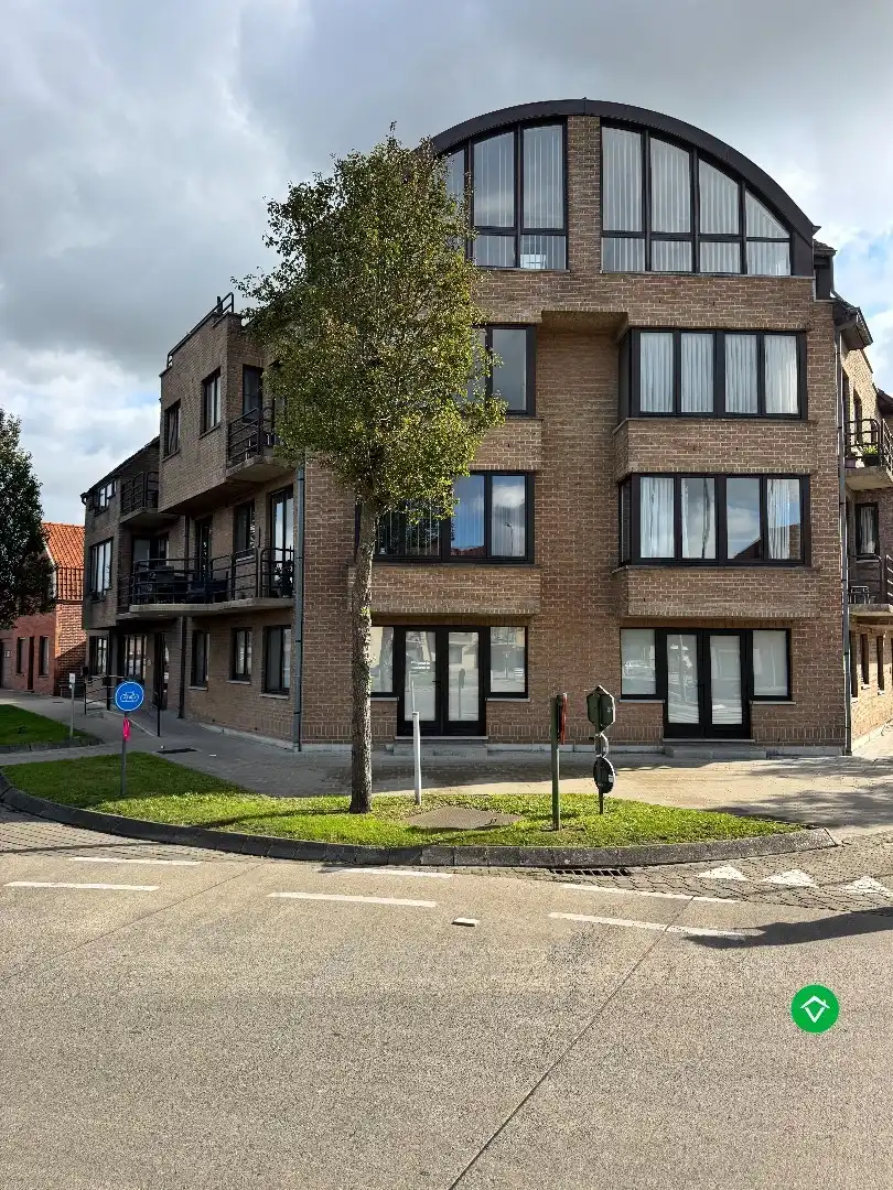 Gelijkvloers appartement met 2 slaapkamers in hartje Koekelare foto 2