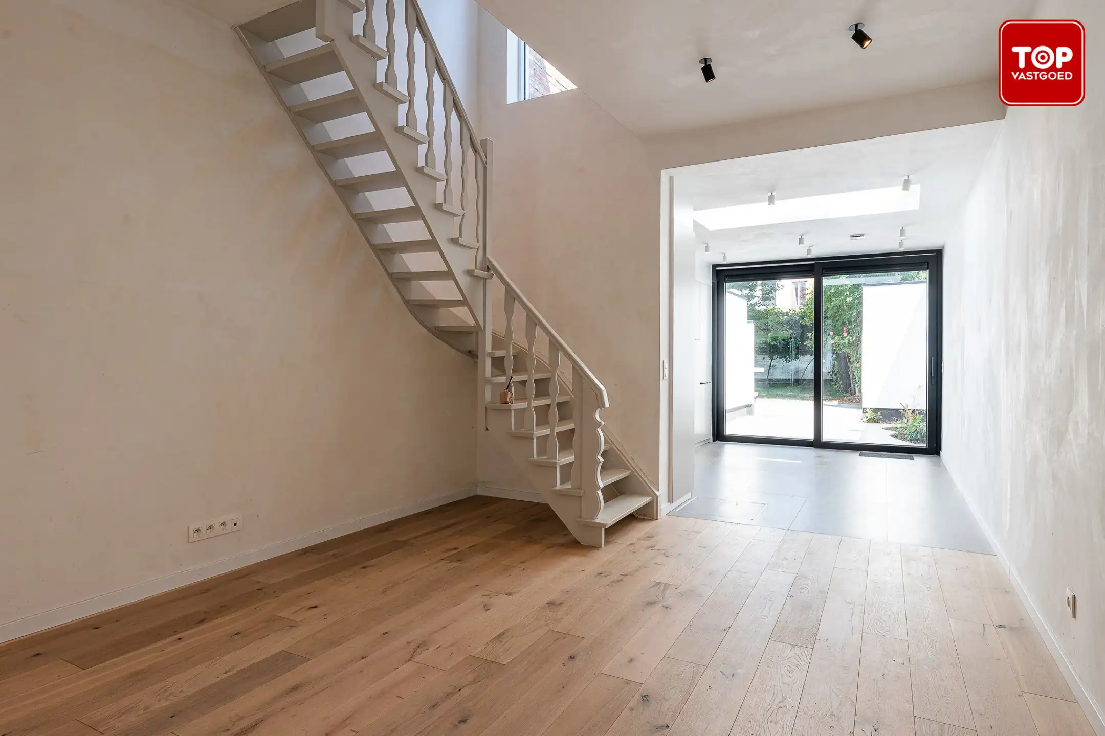Totaal gerenoveerde woning (EPC A+) met 3 slaapkamers en tuin.  foto 8