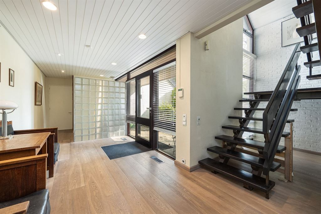 Moderne stijlvilla grenzend aan de landerijen van het kasteel van 's-Gravenwezel foto 5