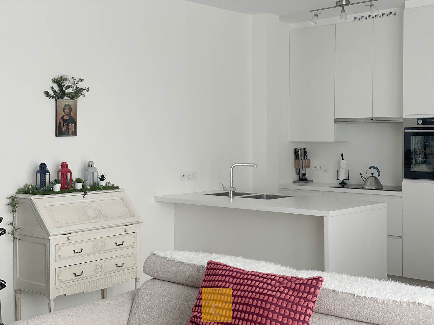 recente hippe flat op een historische site met mooie binnentuin in de schaduw van de Sint-Gilliskerk foto 8