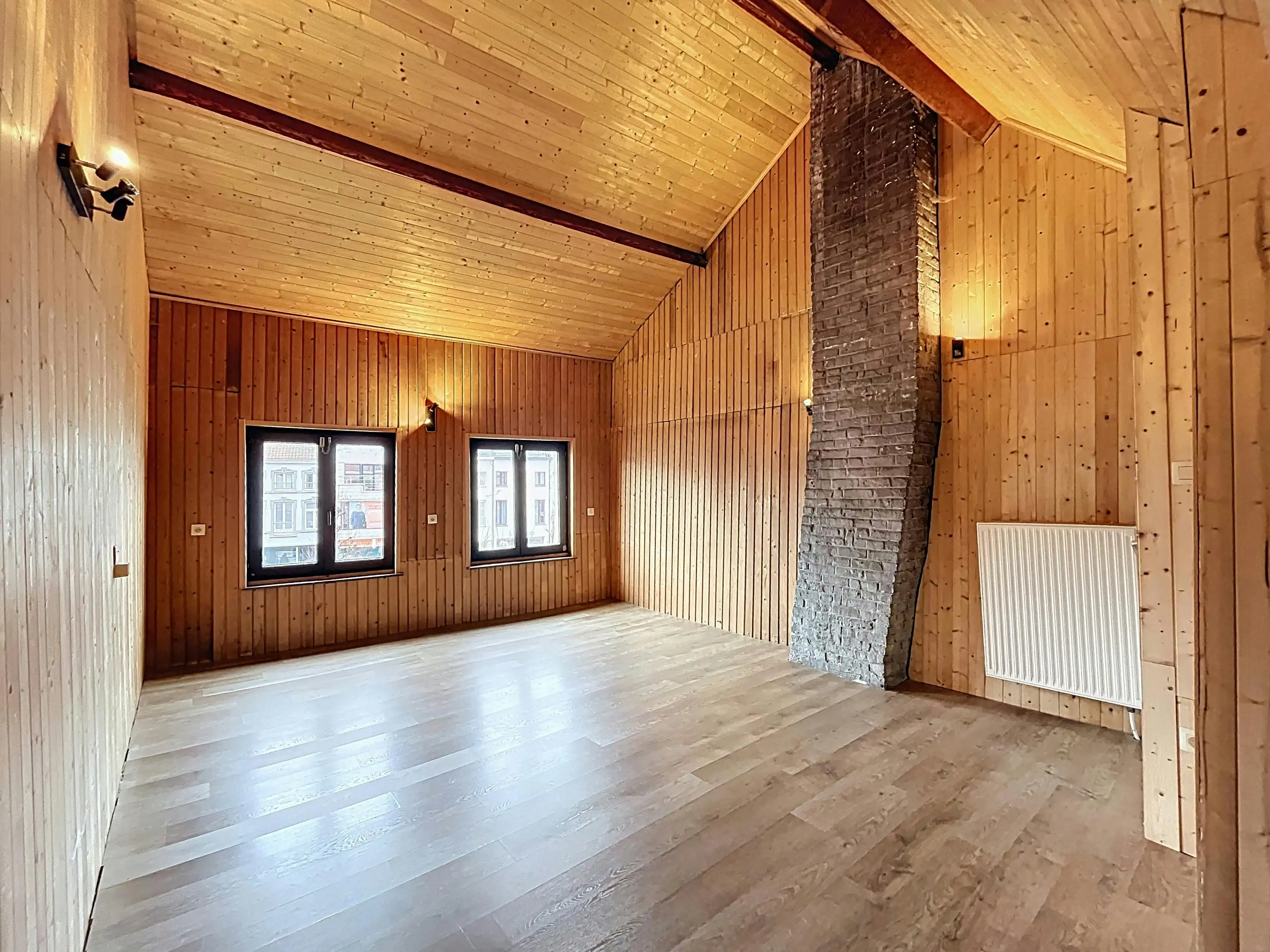 Handelshuis te koop op de Markt van Eeklo foto 20