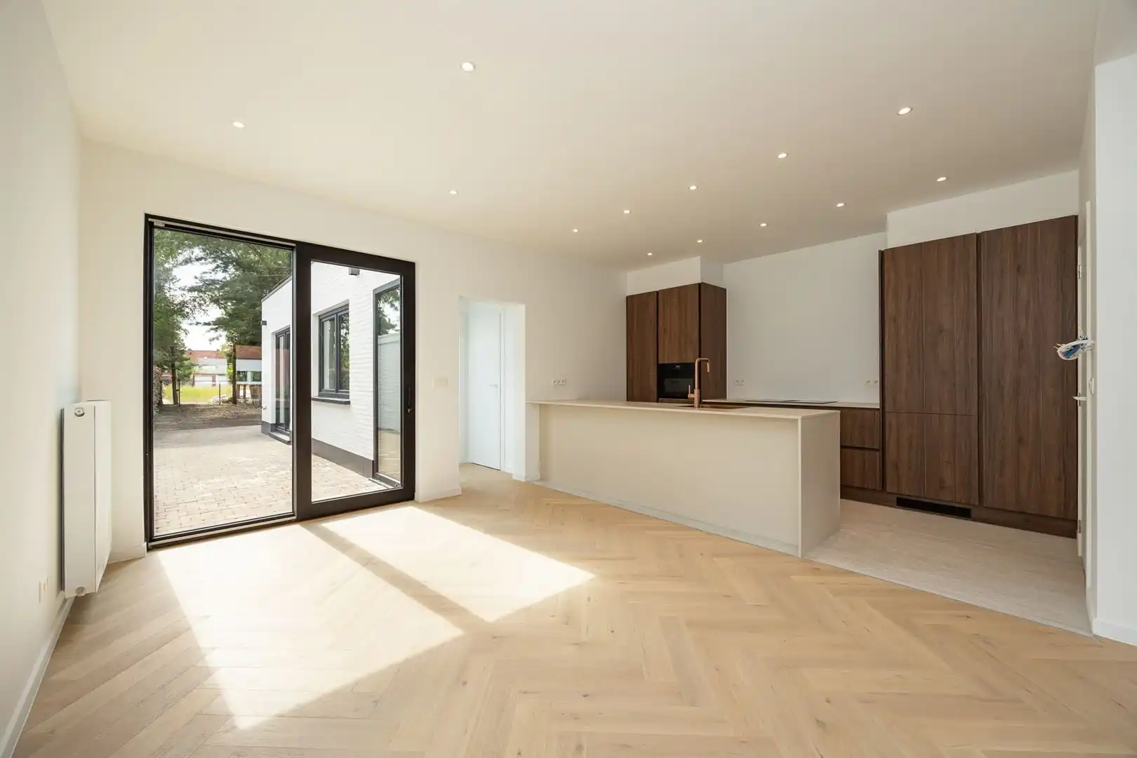 Top-gerenoveerd gelijkvloers appartement in Ekeren-Donk foto 5