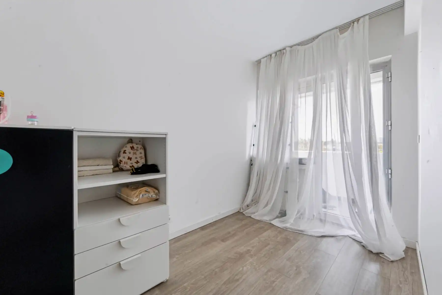 Aangenaam appartement met 3 slaapkamers en terras. foto 6