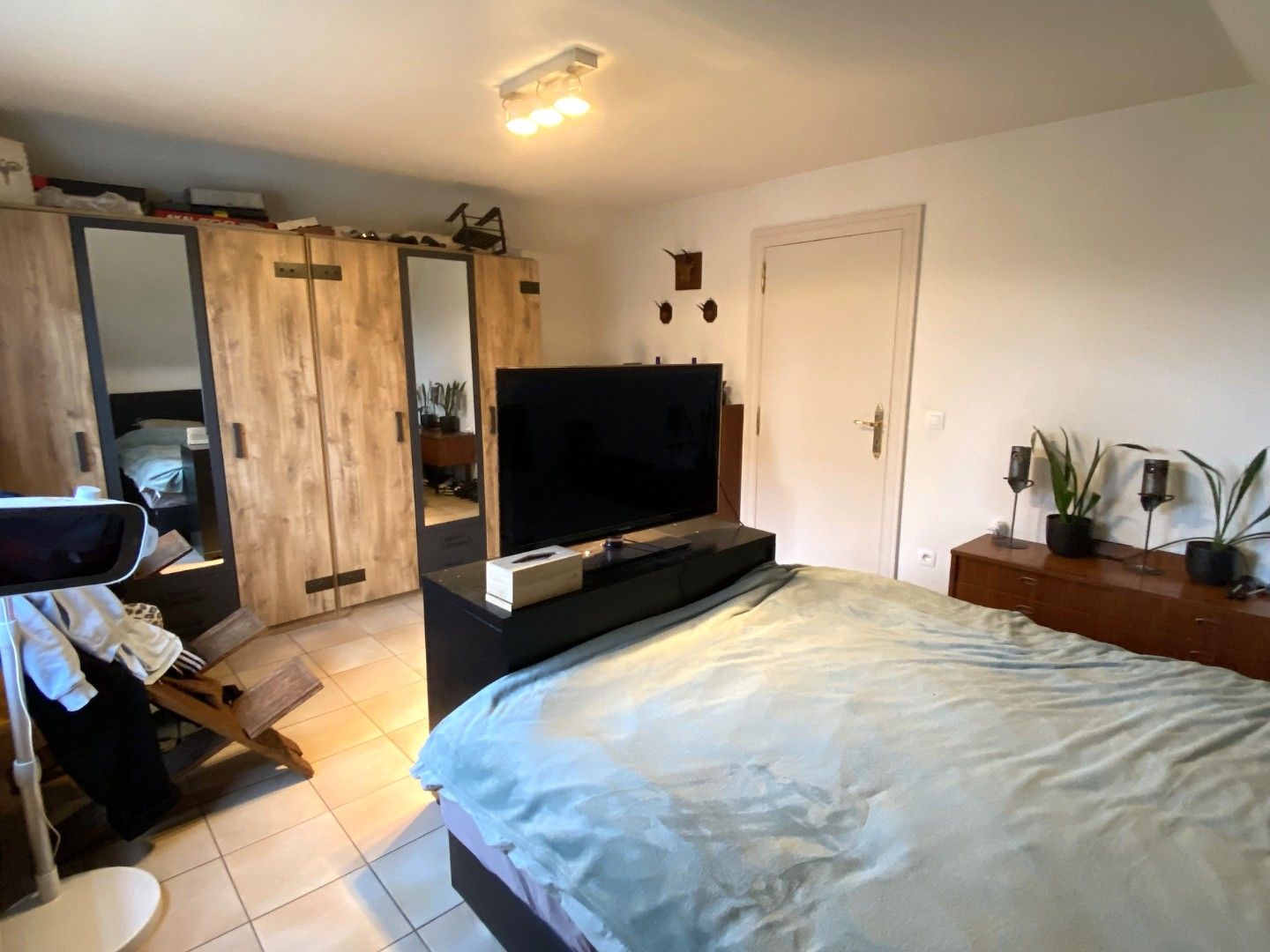 Ruime gezinswoning in een residentiële omgeving foto 9