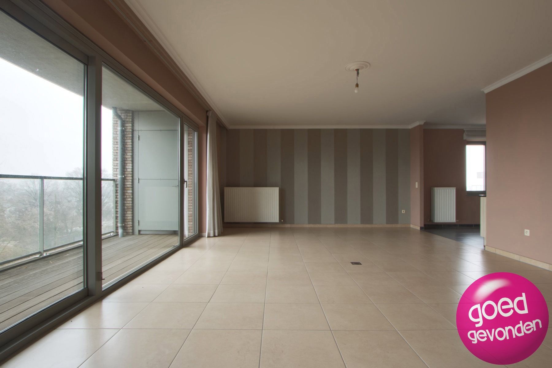 APP 300 m² - 3 SLK - 2 LIVINGS - 2 BDK - PARKING - LIFT foto 9