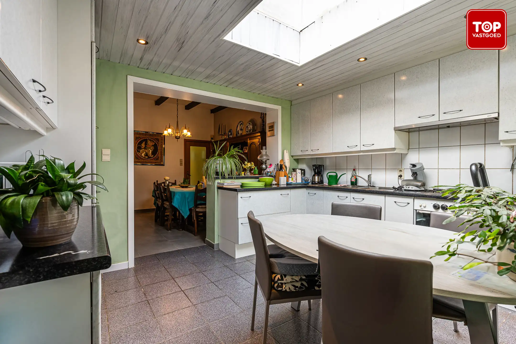 Op te frissen woning op TOP ligging.  foto 6