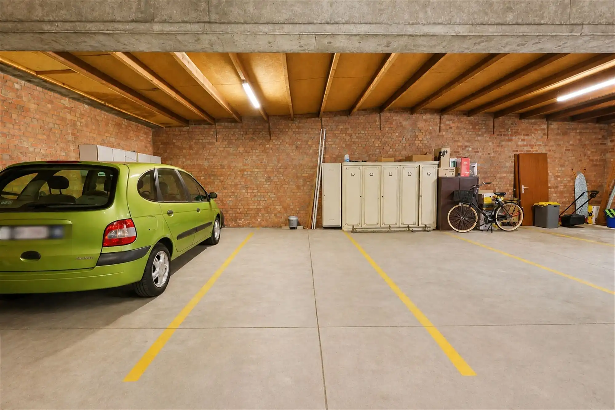 Hoekappartement met 3 slpk en staanplaats op loplocatie in Wilrijk foto 12