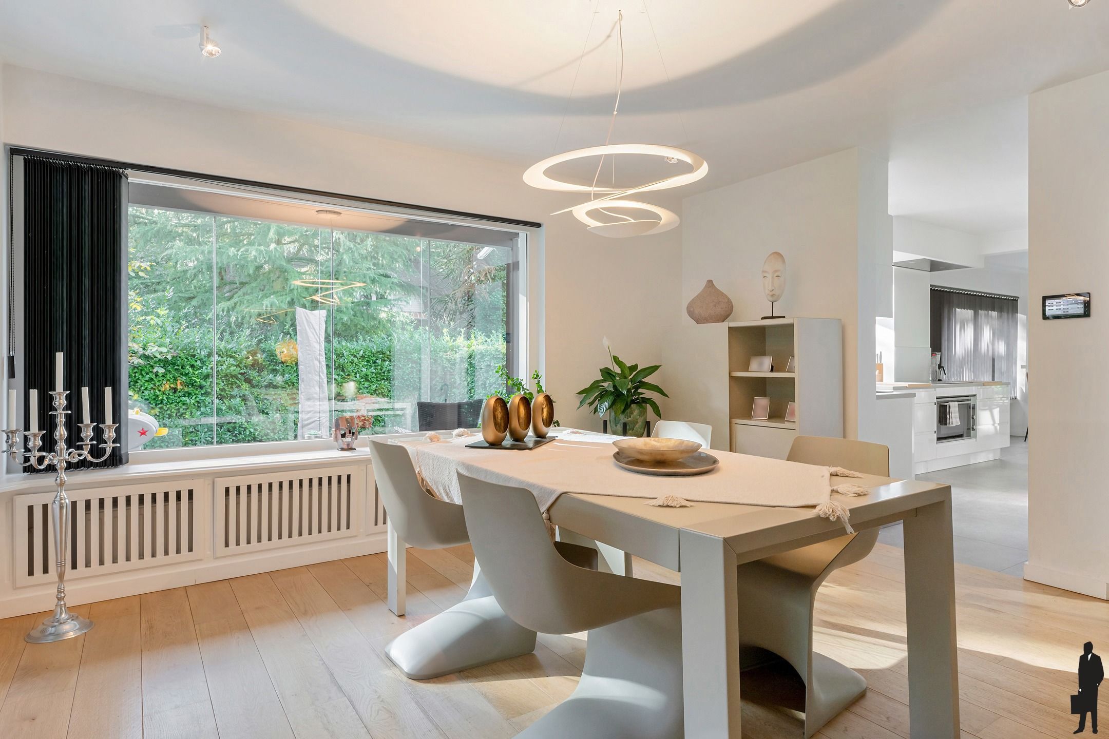 Gerenoveerde villa ideaal voor vrije beroepen! foto 8