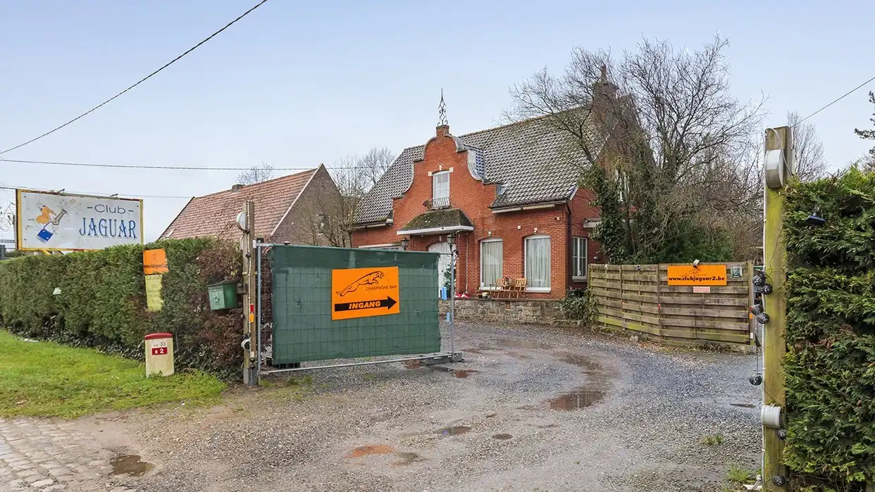 Goed gelegen pand / opbrengsteigendom met tuin te koop te Lubbeek foto 15