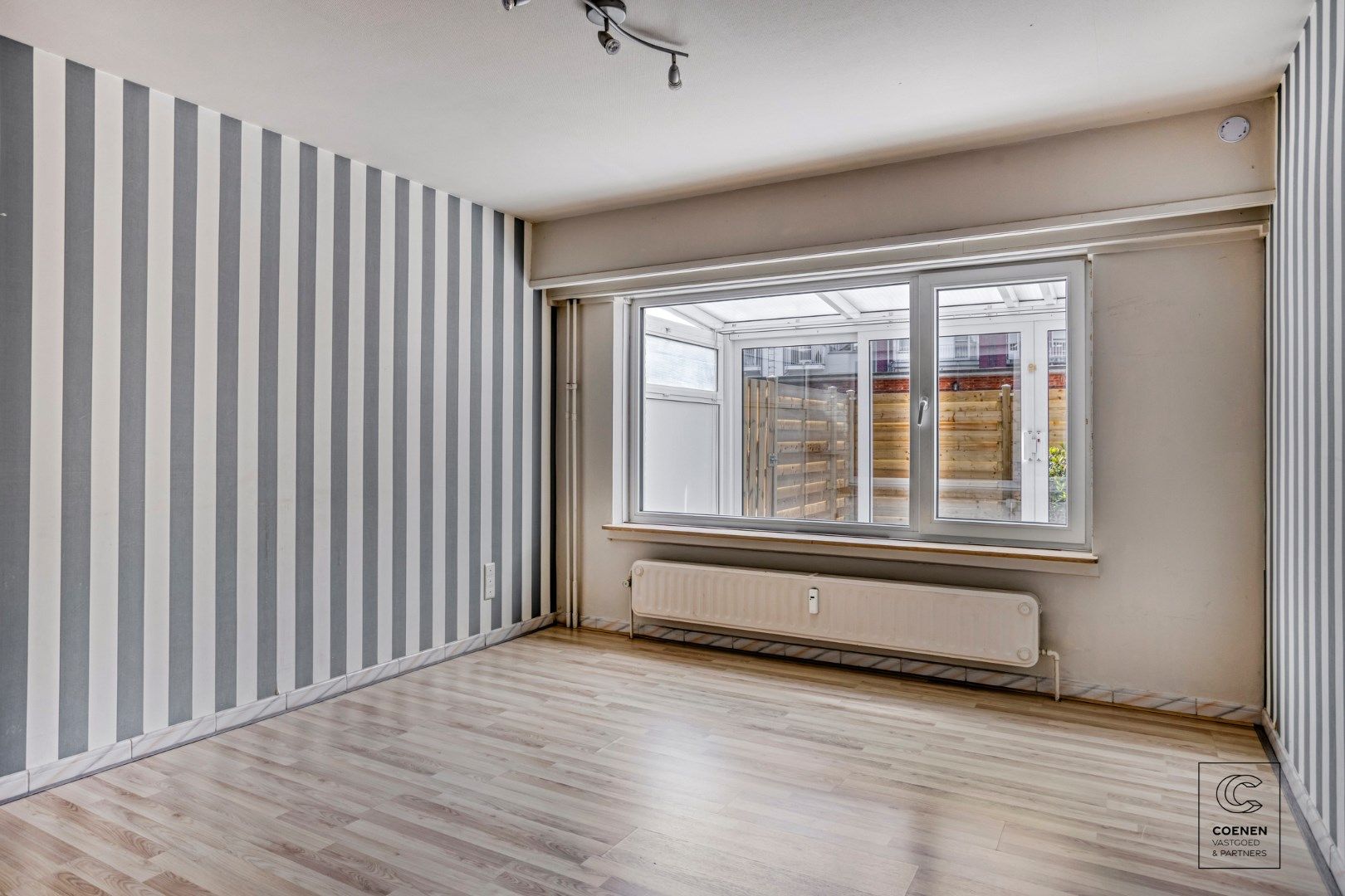 Instapklaar gelijkvloers appartement van 81m² en 2 slaapkamers te Deurne! foto 8